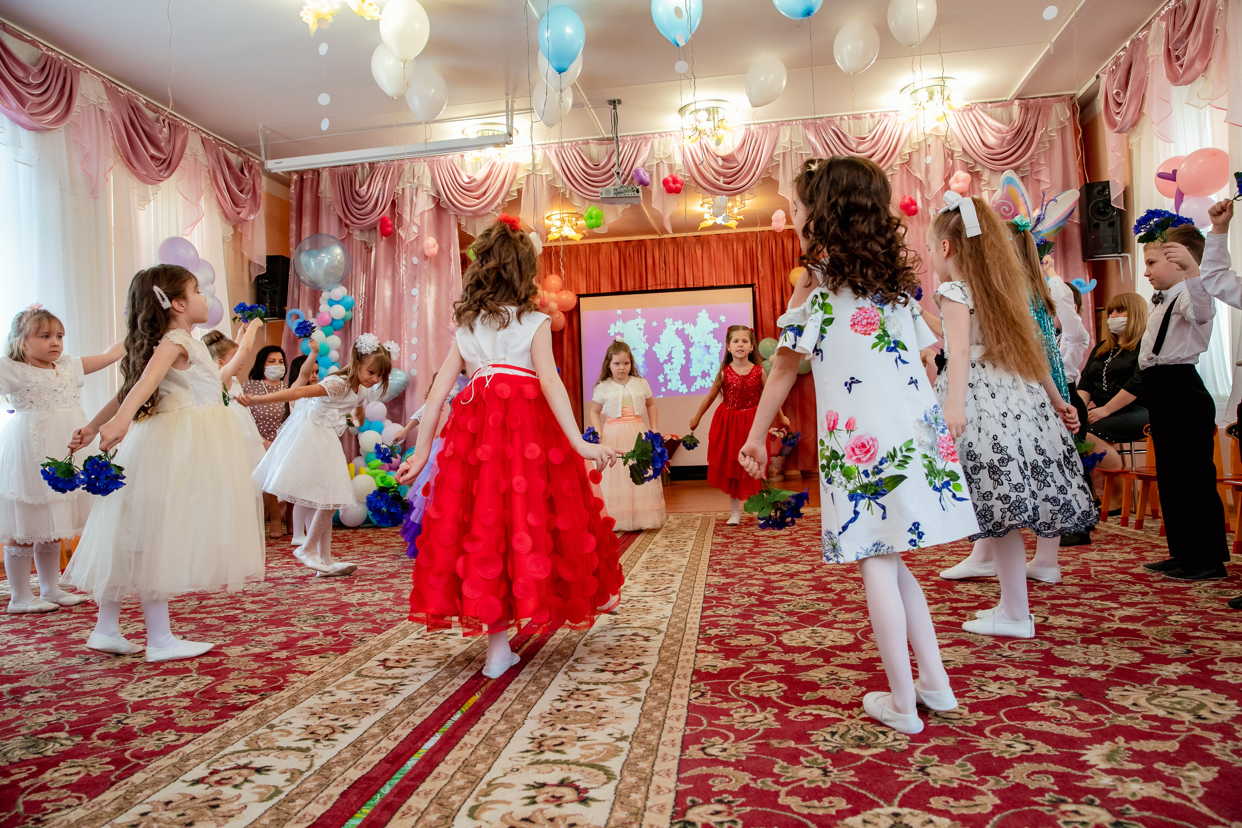 Детский сад. Дарья Бухреева — фотограф, видеограф и фототерапевт. Москва и мир