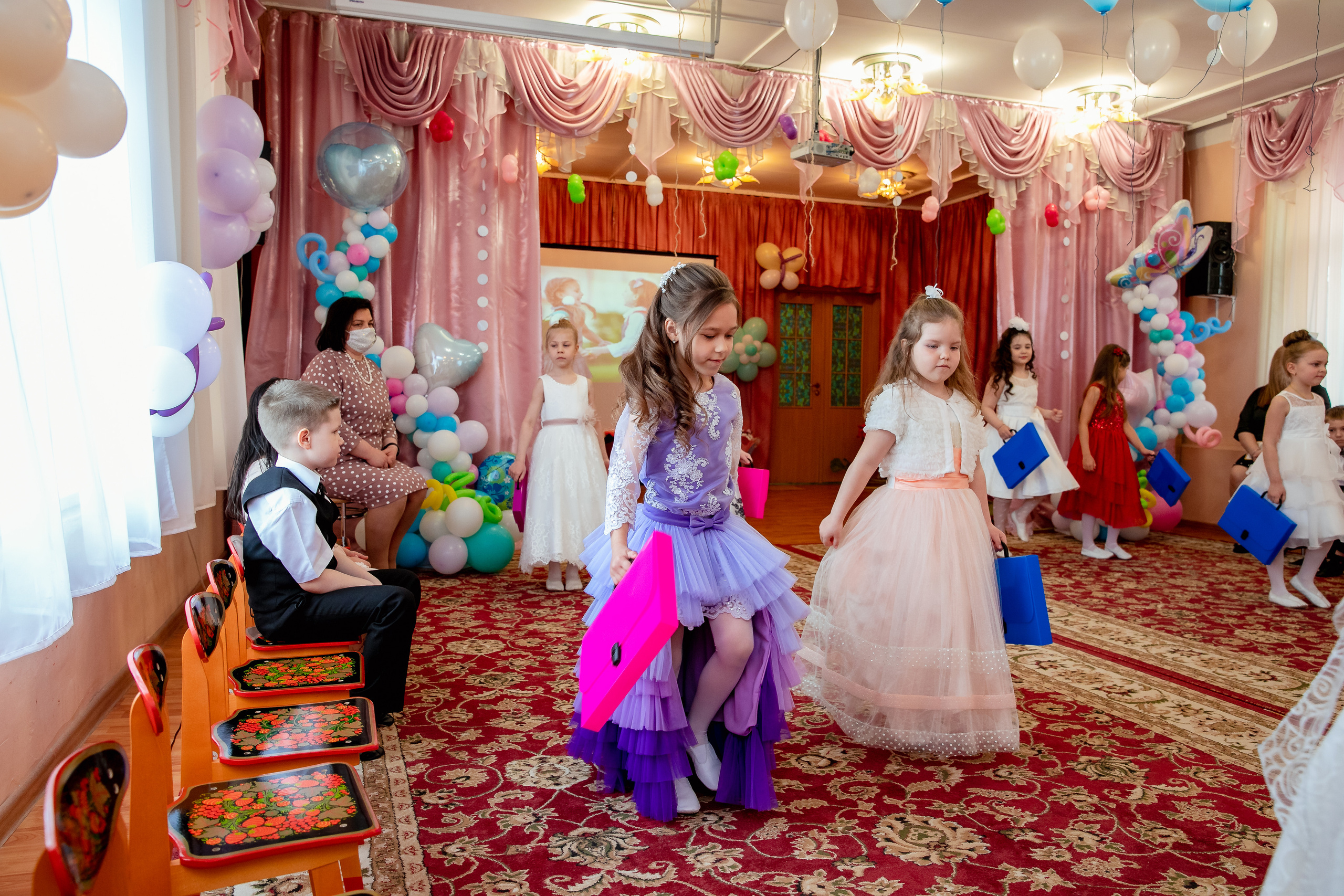 Детский сад. Дарья Бухреева — фотограф, видеограф и фототерапевт. Москва и мир