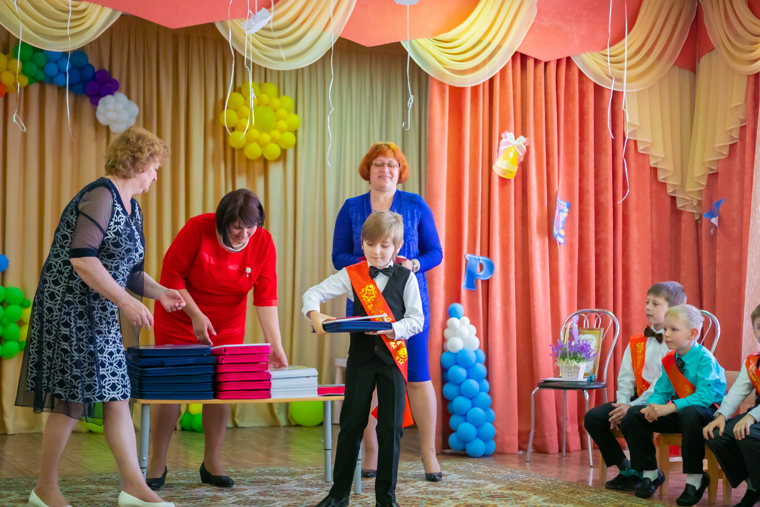 Детский сад. Дарья Бухреева — фотограф, видеограф и фототерапевт. Москва и мир