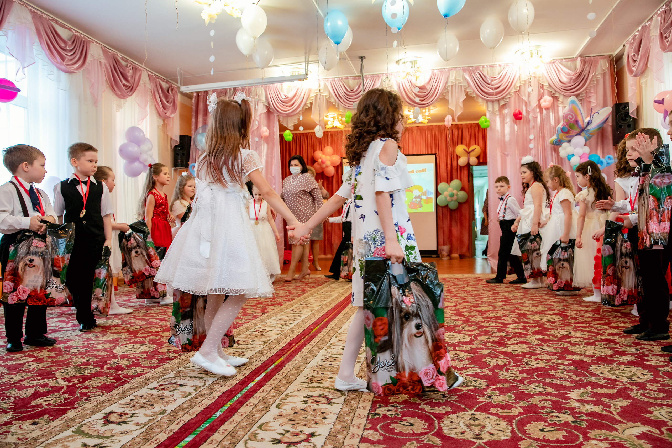 Детский сад. Дарья Бухреева — фотограф, видеограф и фототерапевт. Москва и мир