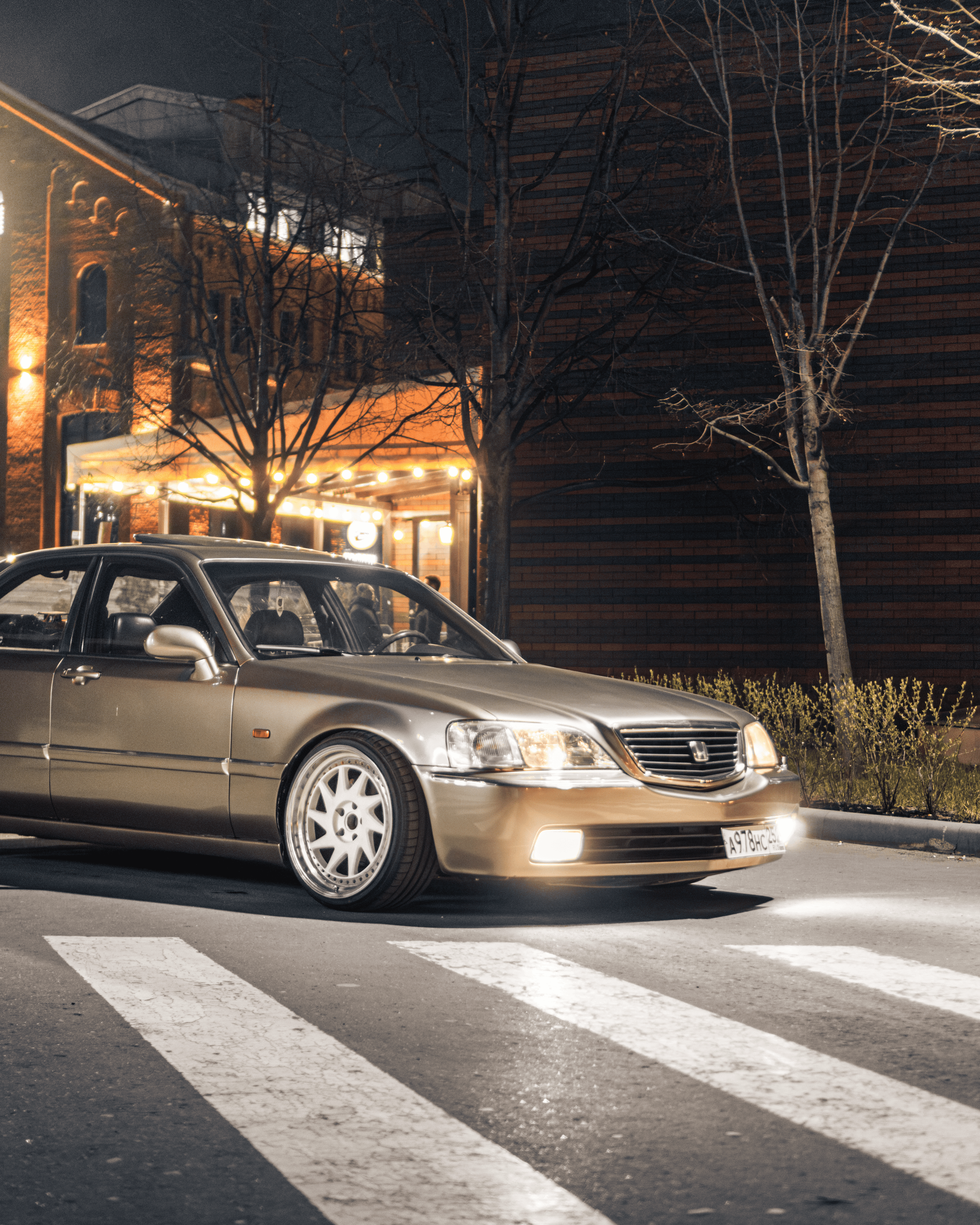 Honda Legend: gothic vibes
