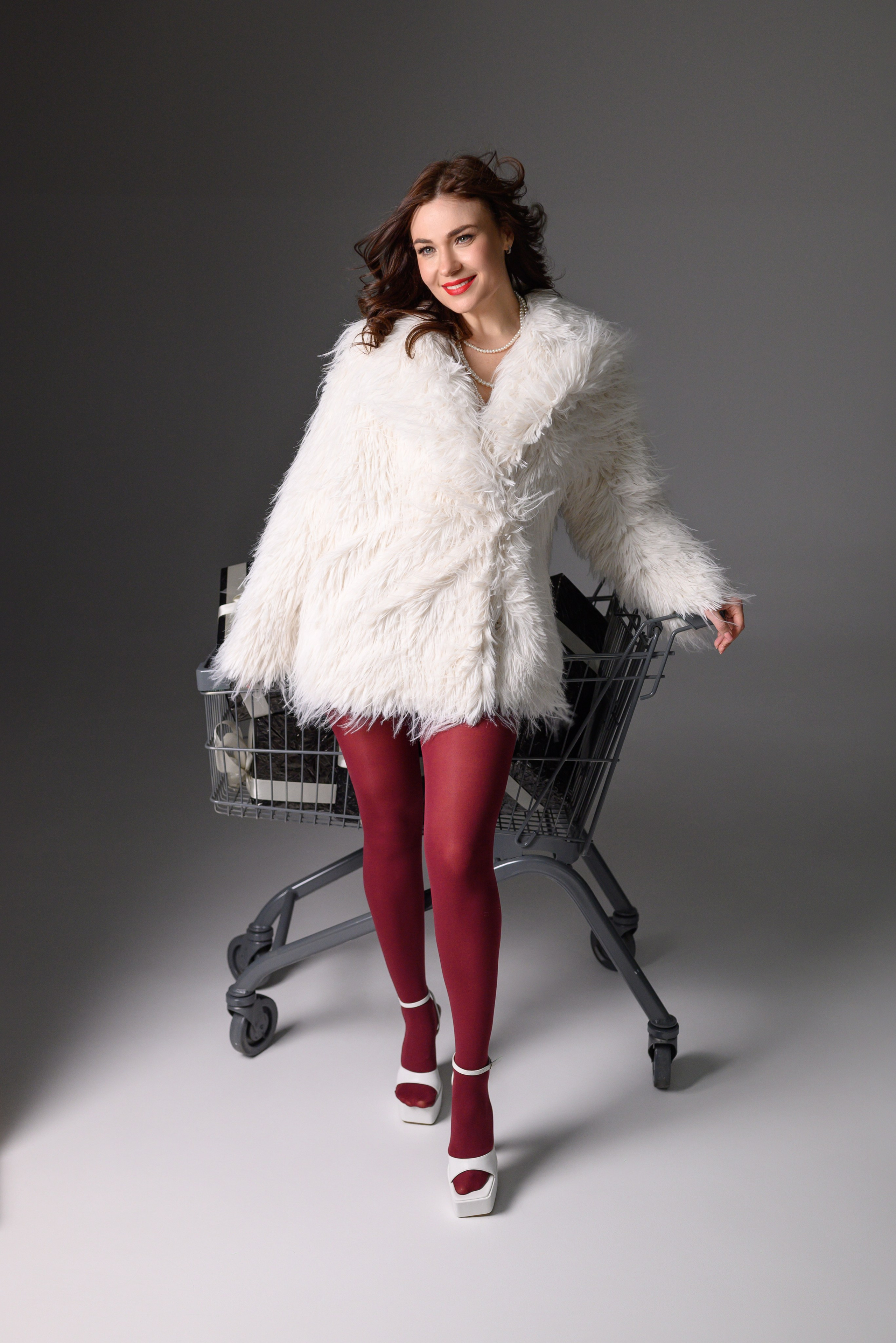 Новогодняя фотосессия в фотостудии. Фотограф в Красноярске / Дивногорске. Файзулина Анастасия