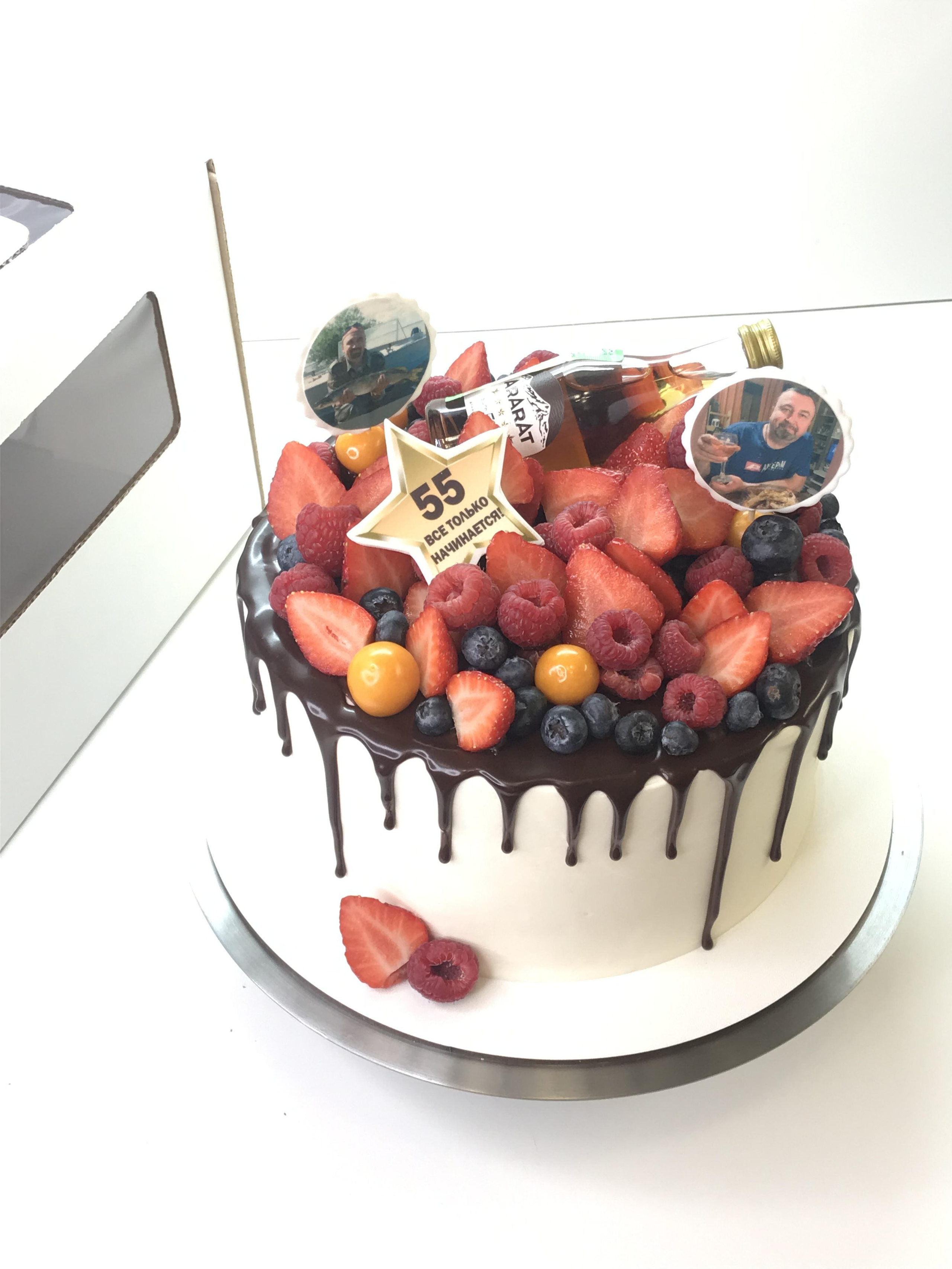 Торты. Katyasugarsugar капкейки, зефир, торты Москва