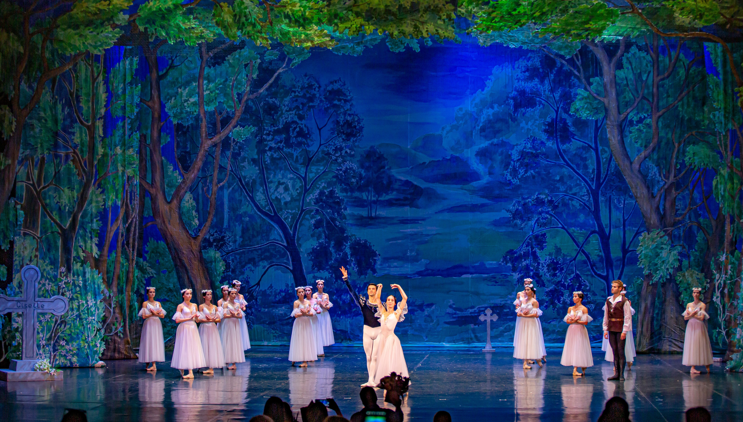 Жизель балет Марийского театра оперы и балета на сцене Зимнего театра. Фотограф в Сочи Юрий Шептаев