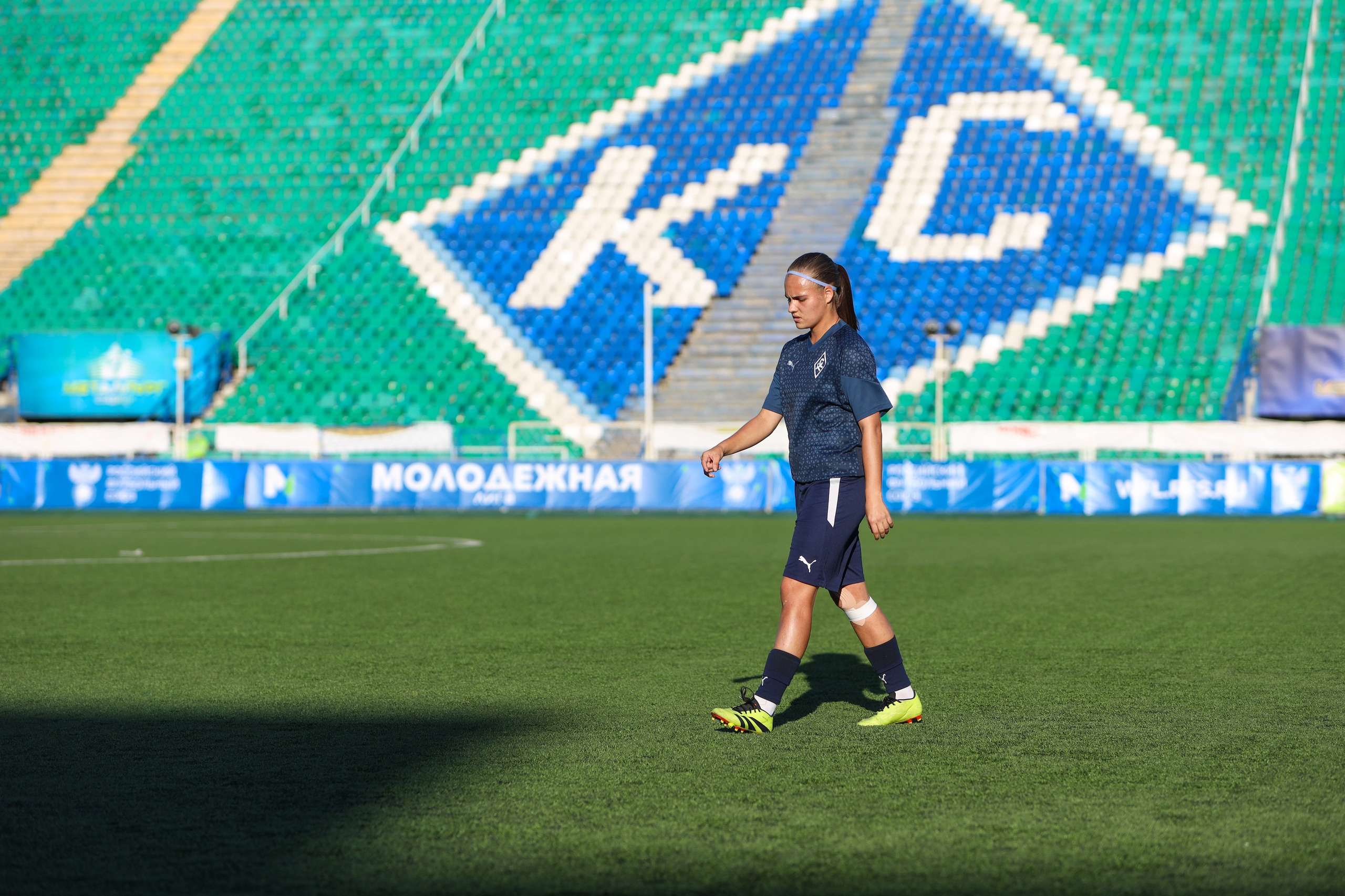 Крылья Советов — Мастер-Сатурн. Молодежная лига по футболу среди женских команд. Спортивный фотограф в Самаре