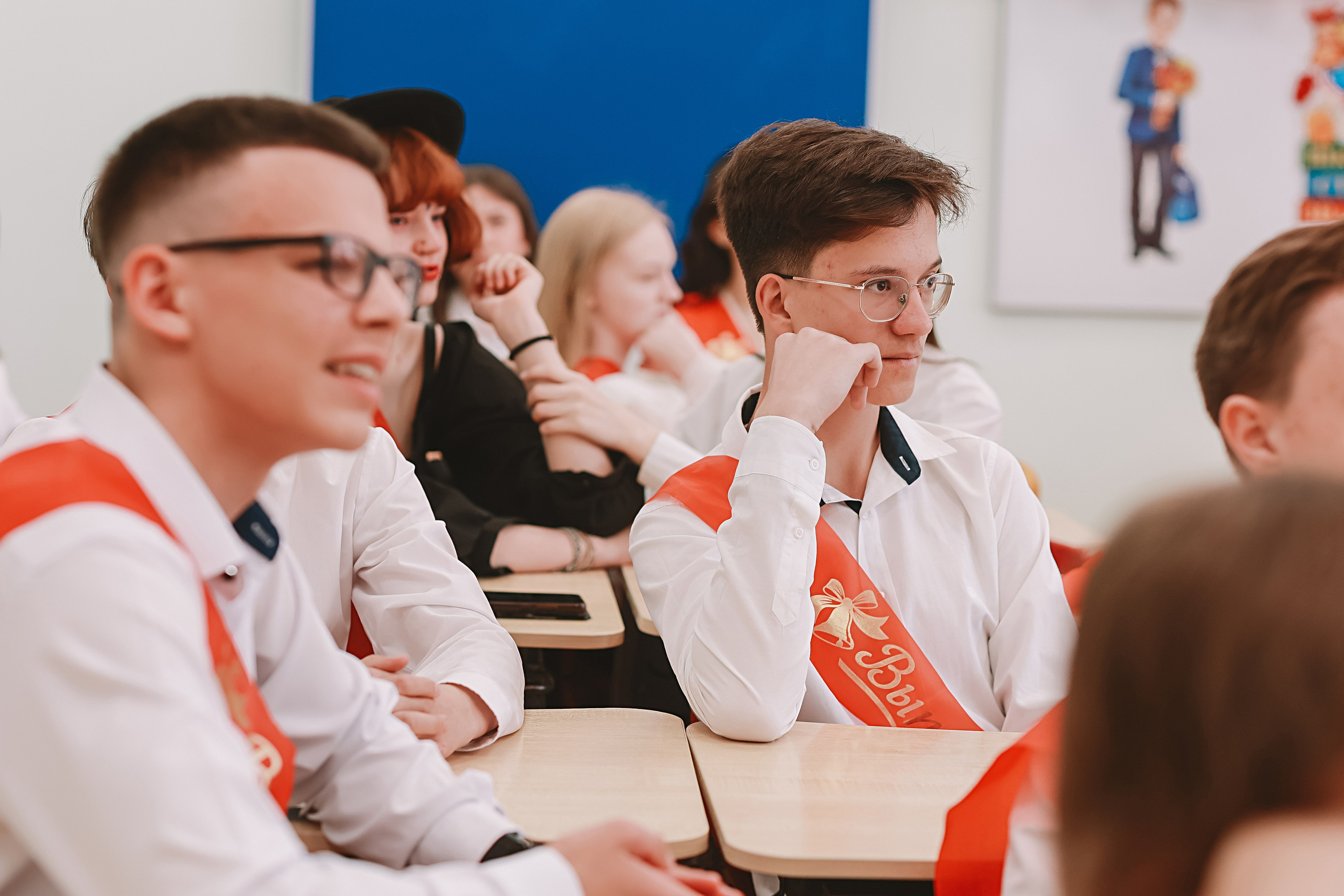 Последний звонок. Семейный фотограф Тюмень, фотограф на роды Салмина Мария