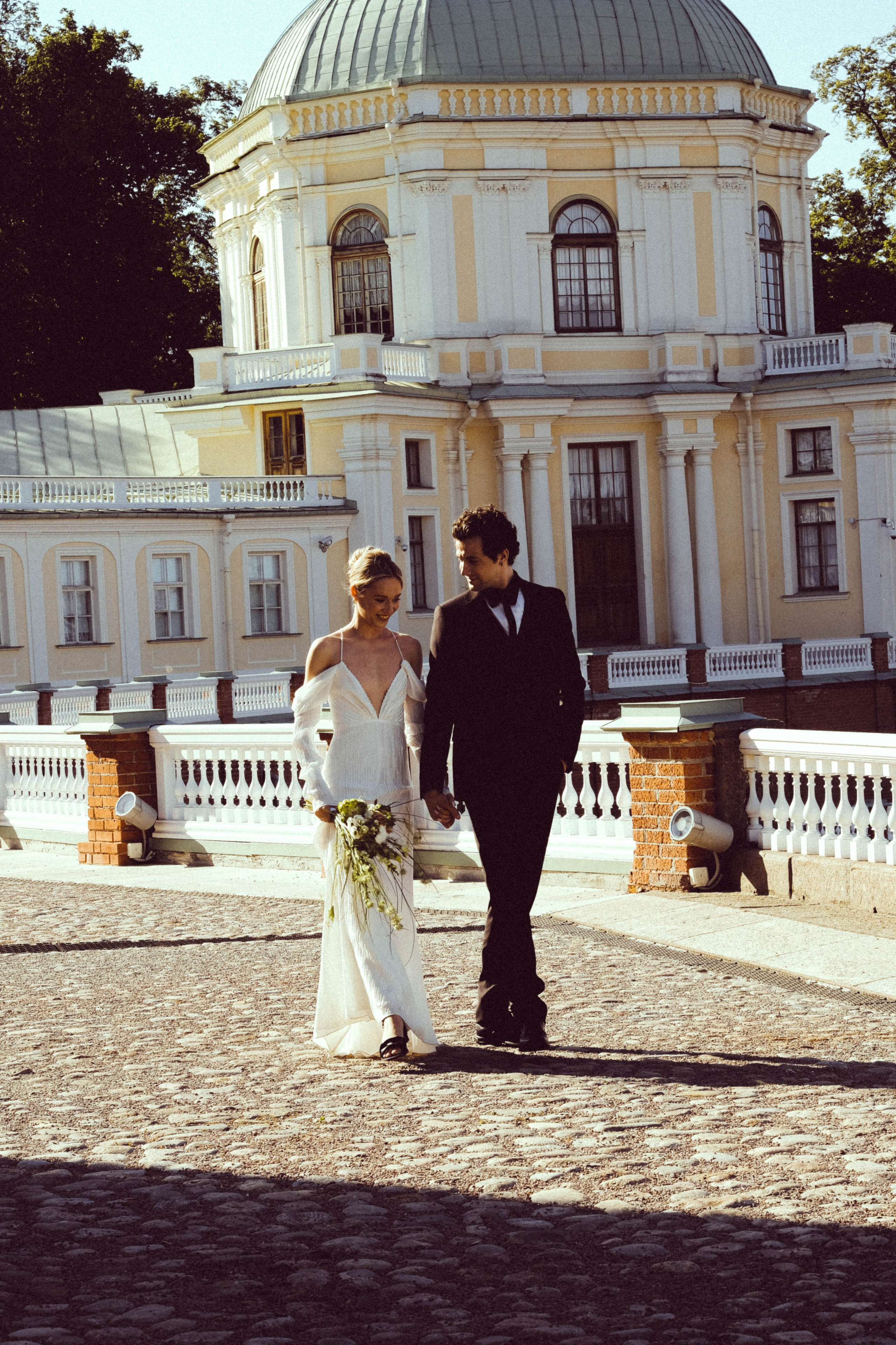 СВАДЕБНАЯ СЬЕМКА В ПАРКЕ ОРАНИЕНБАУМ. Профессиональный фотограф, Санкт-Петербург — Виктория Богомолова