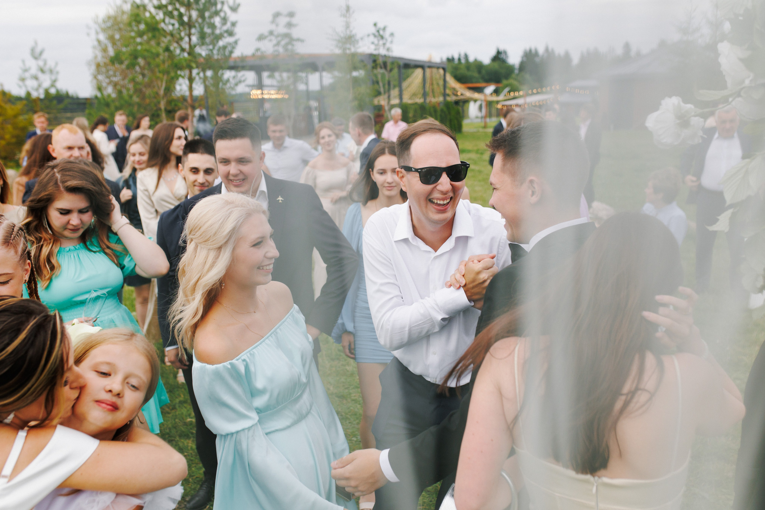 Свадебная фотосессия и банкетная часть в усадьбе СПБ. Свадебный фотограф СПБ