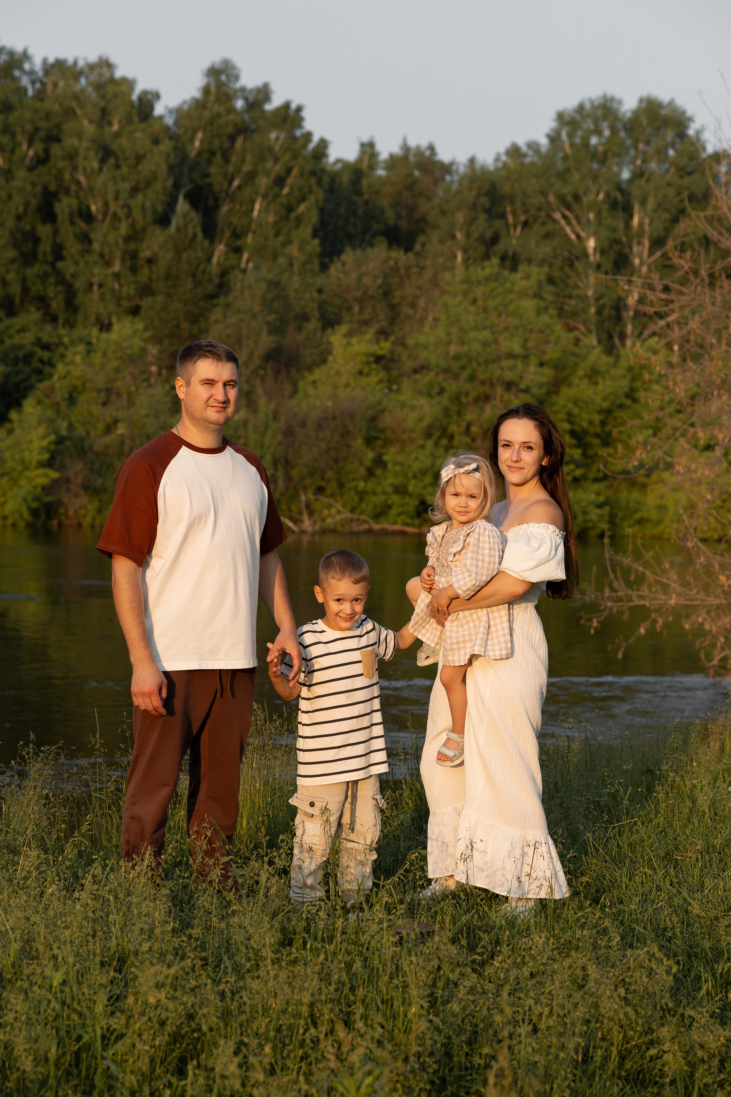 В поле. Семейный и свадебный фотограф в Челябинске Мария Леонтьева