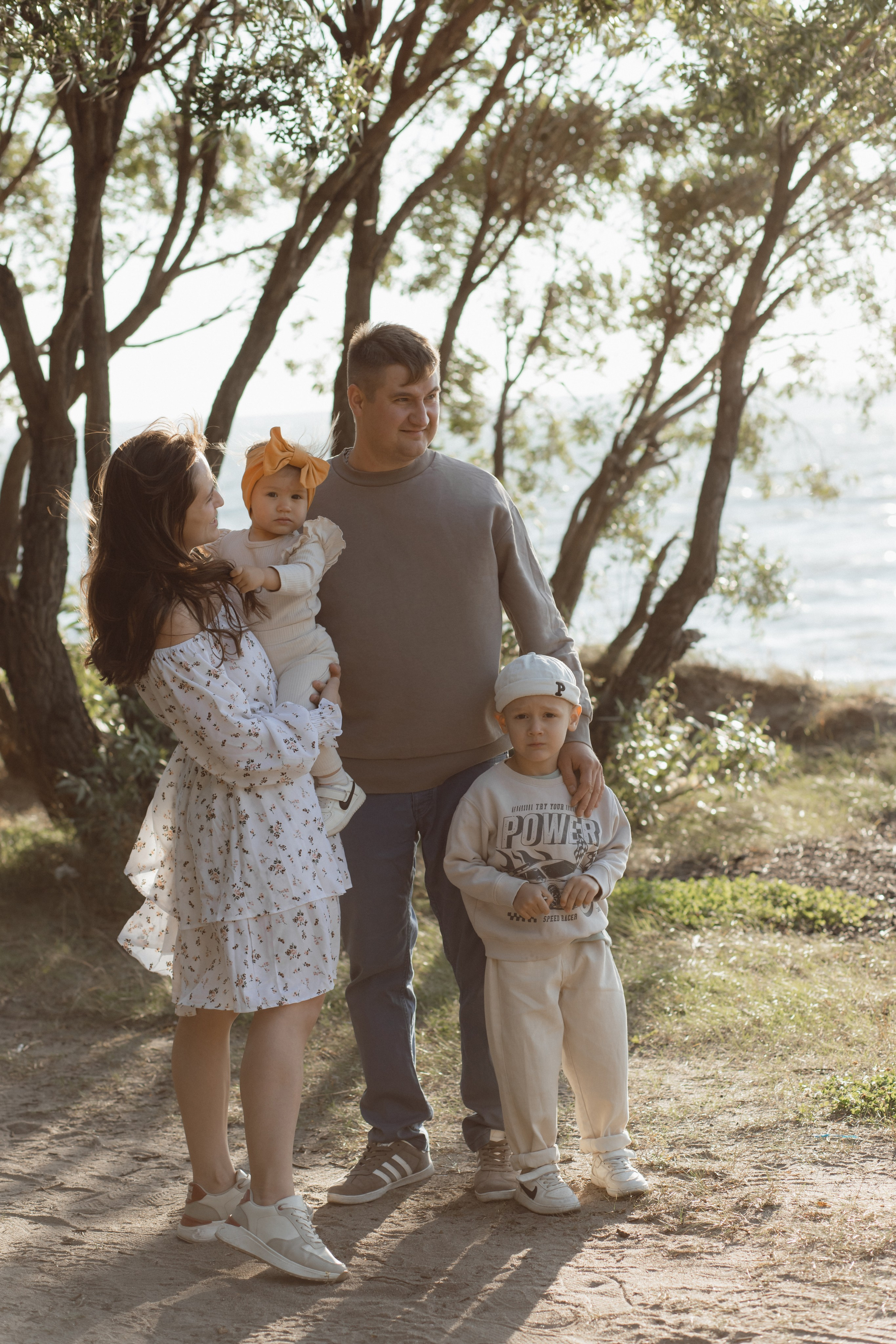 На берегу. Семейный и свадебный фотограф в Челябинске Мария Леонтьева