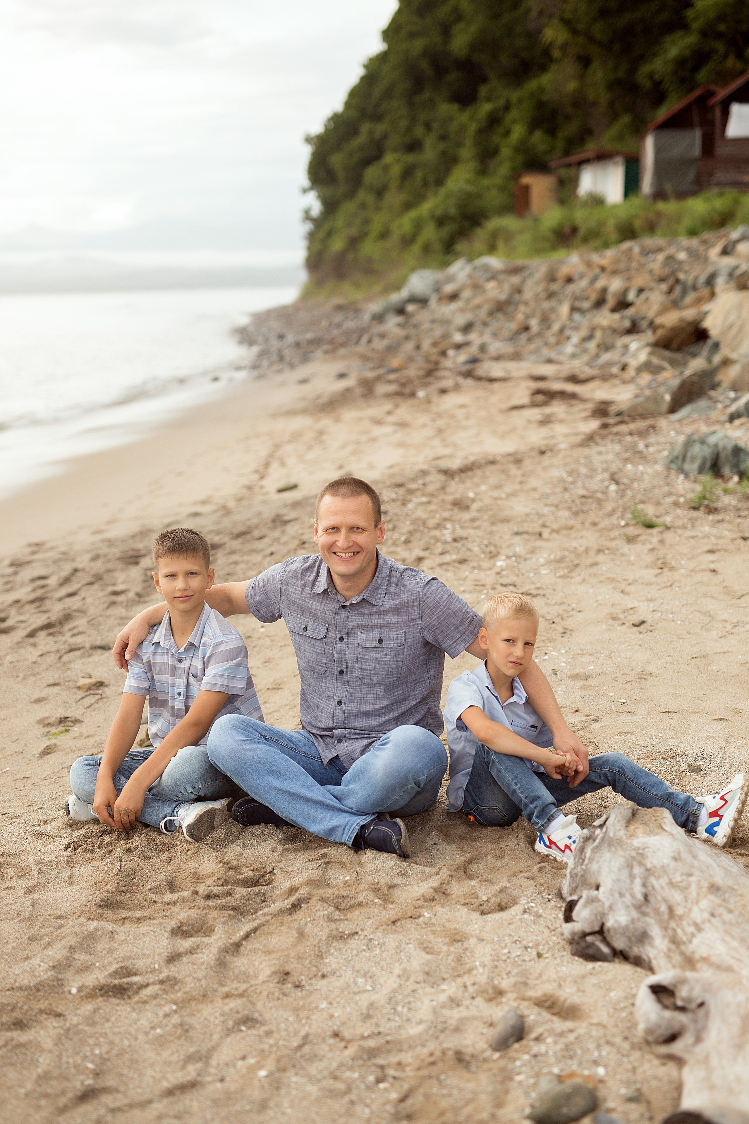 Семейная прогулка у моря. Людмила Далидович топовый семейный фотограф Находка/Владивосток