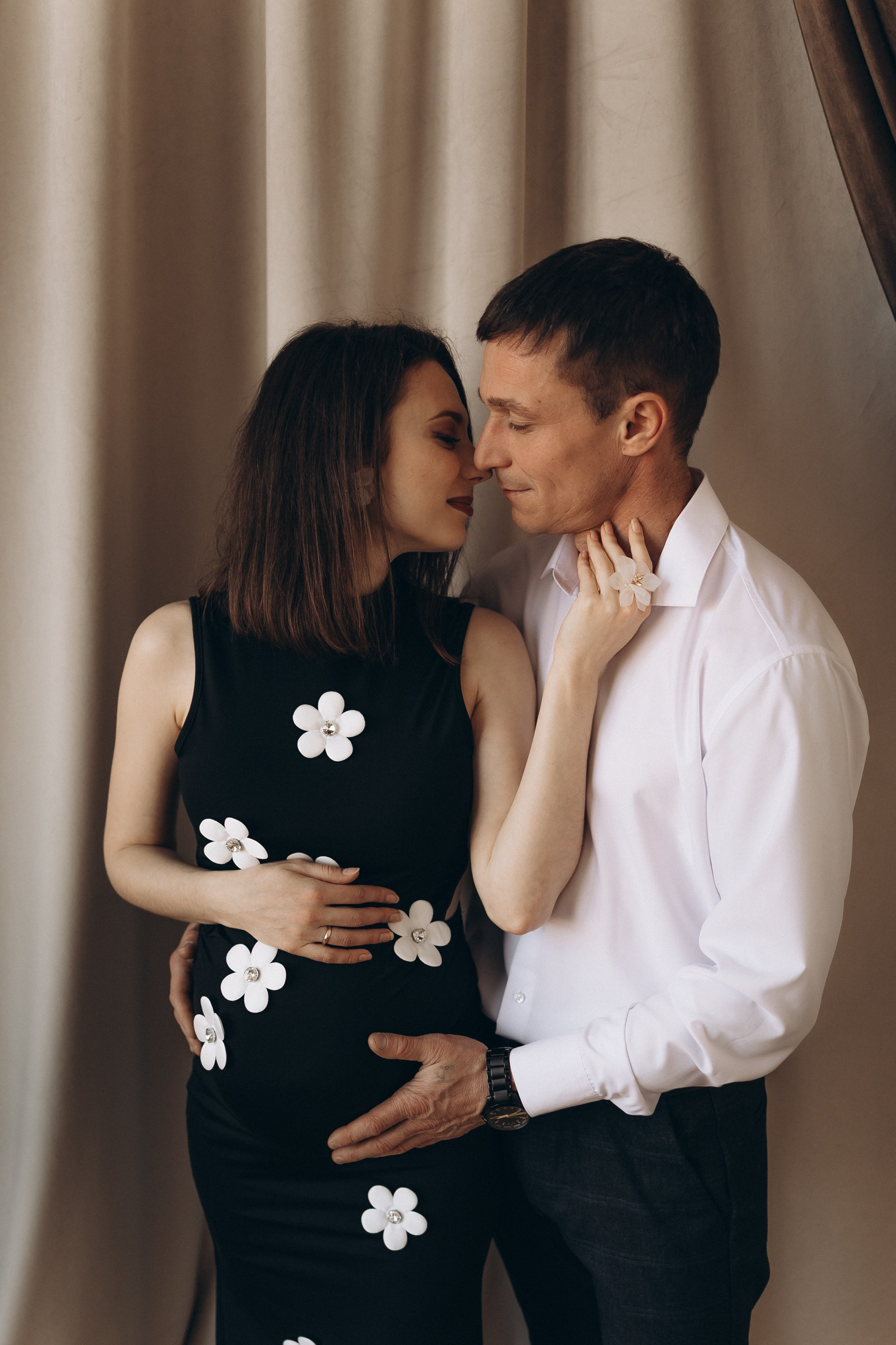 Рома и Лиза — зал Паркет. Семейный фотограф в Краснодаре Храмова Анна