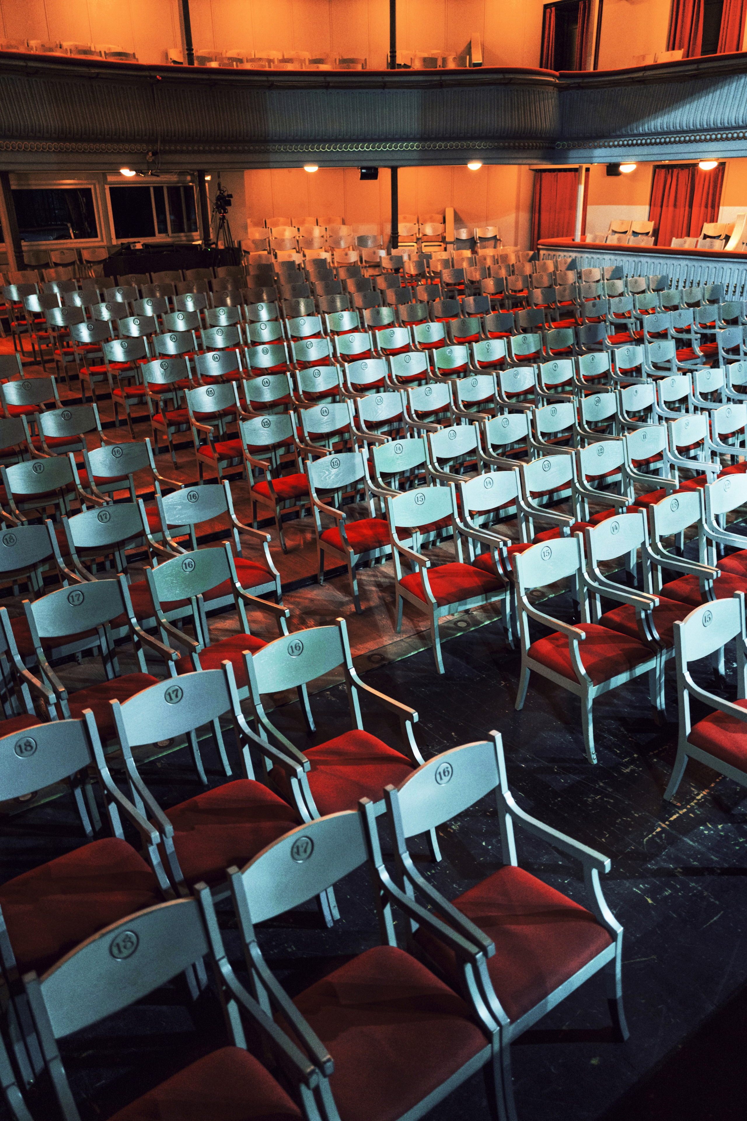 Theatre of Nations. Фотограф Евгения Добротворская