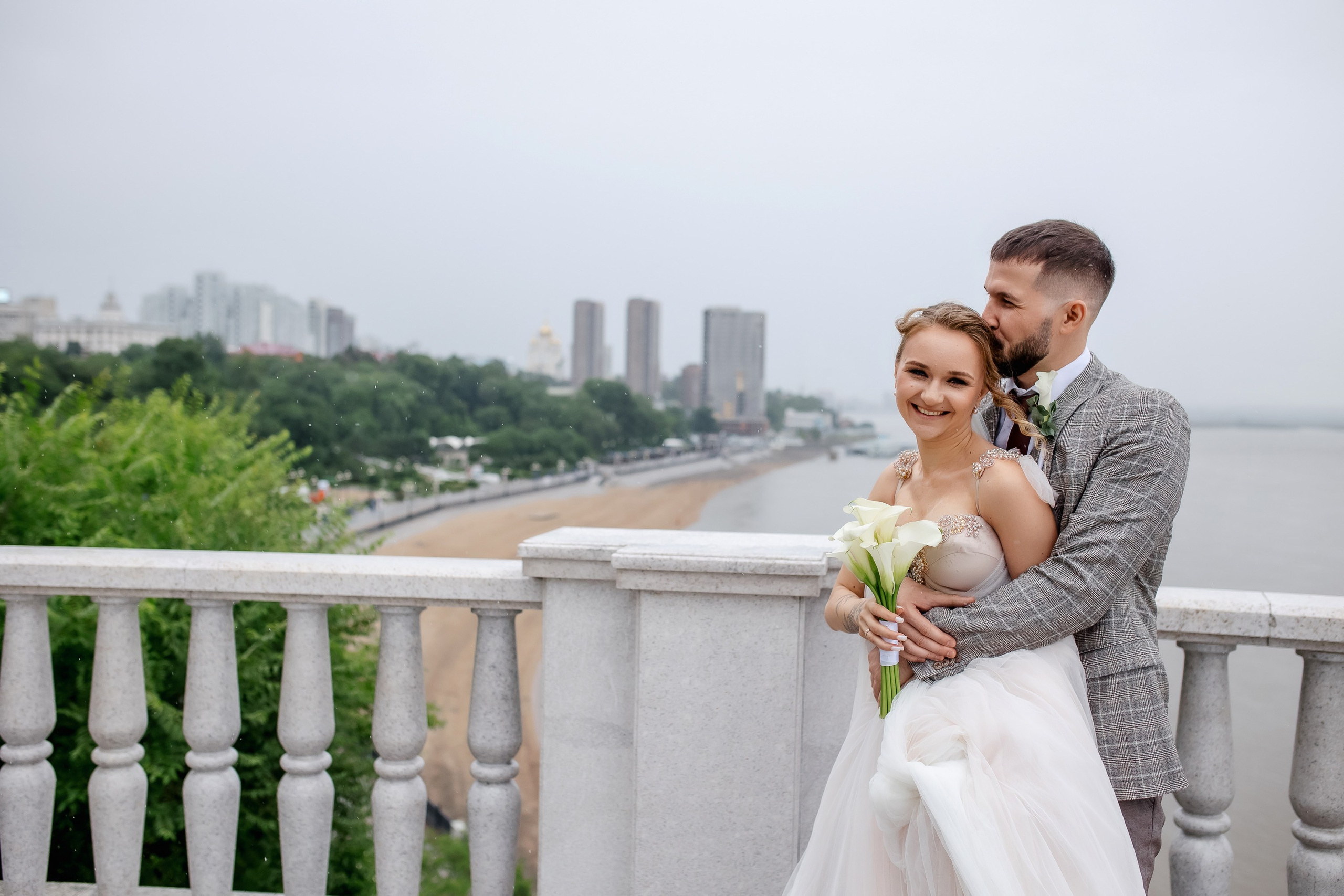 Степан и Ульяна. Утро. Загс. Прогулка. Дождь и солнце. Свадебный фотограф в Хабаровске