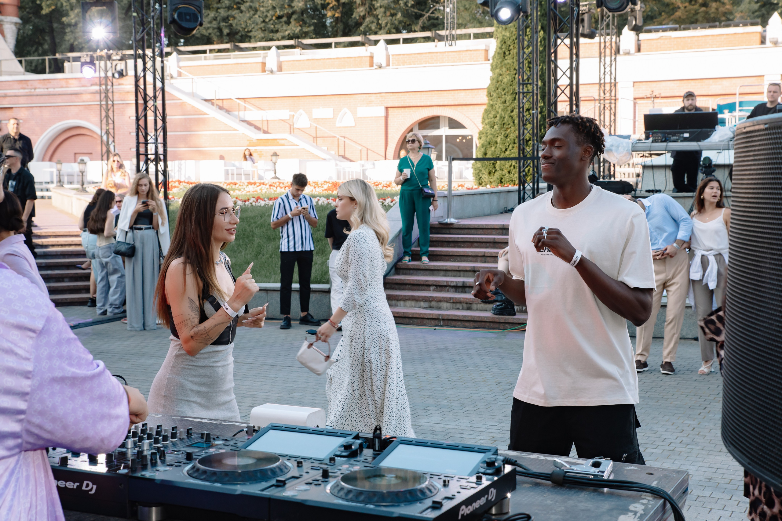 AESTHETIC ONLY в Петровском путевом дворце. Фотограф в Москве Яна Полосина