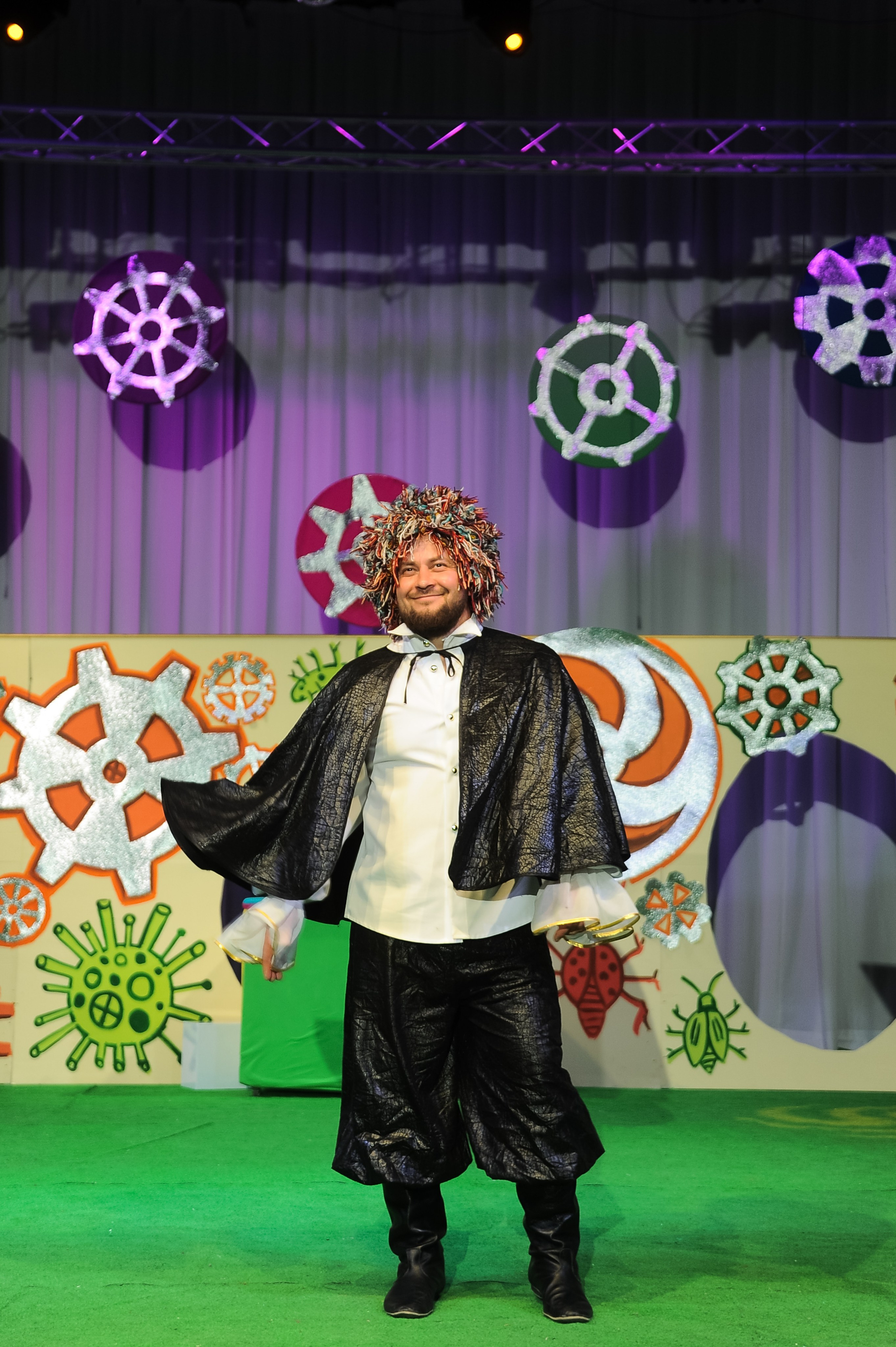 Выпускной 2025, детский центр «Самовар». Фотограф Олег Юршевич Солигорск Минск