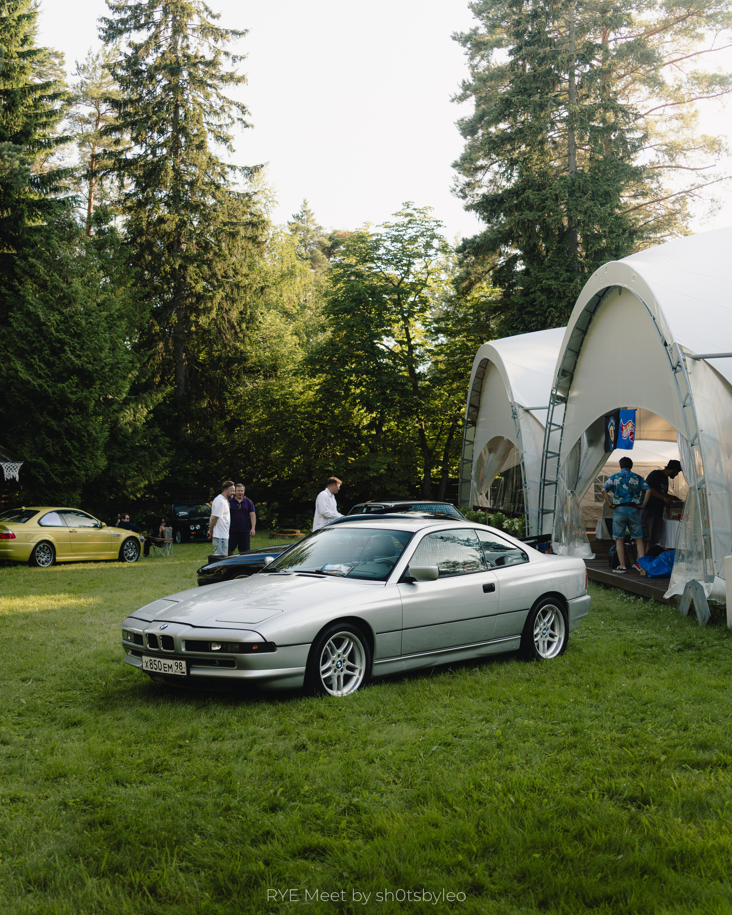 Масштабный летний фестиваль RYE Meet — встреча клуба любителей автомобилей старше 25-лет. Автомобильный фотограф Антон Цырулев