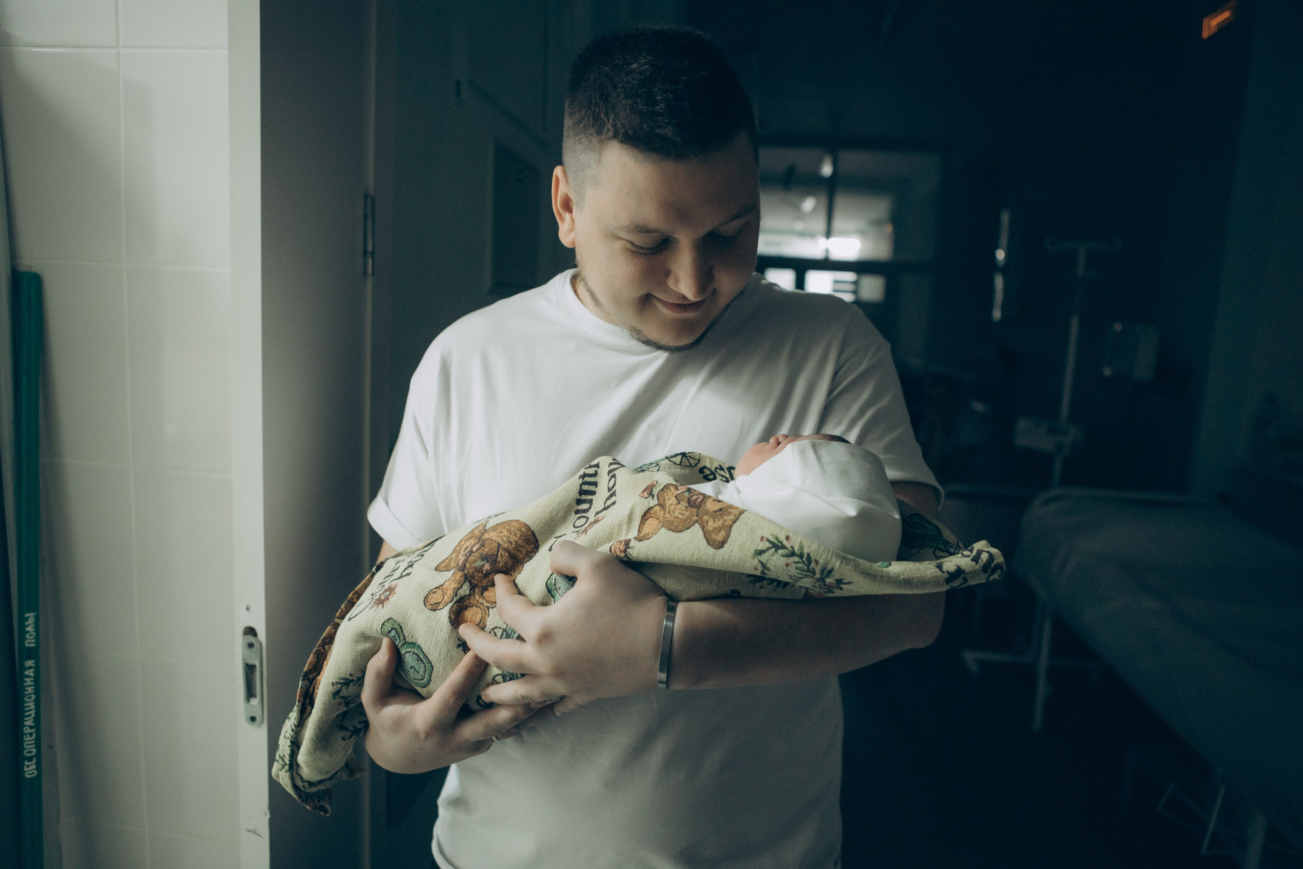 Рождение Афины. Семейный фотограф и фотограф на роды в Ростове-на-Дону Мухина Виктория