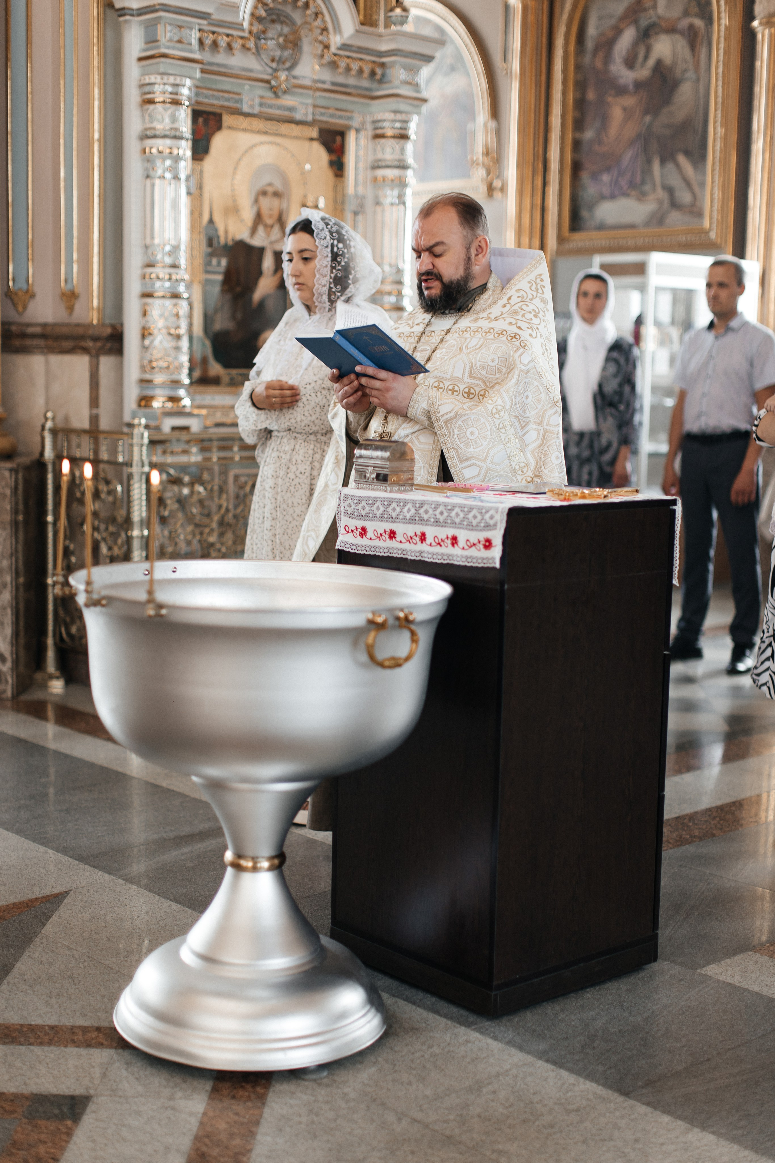 Таинство Крещения. Фотограф Лиана Артемова в Пензе