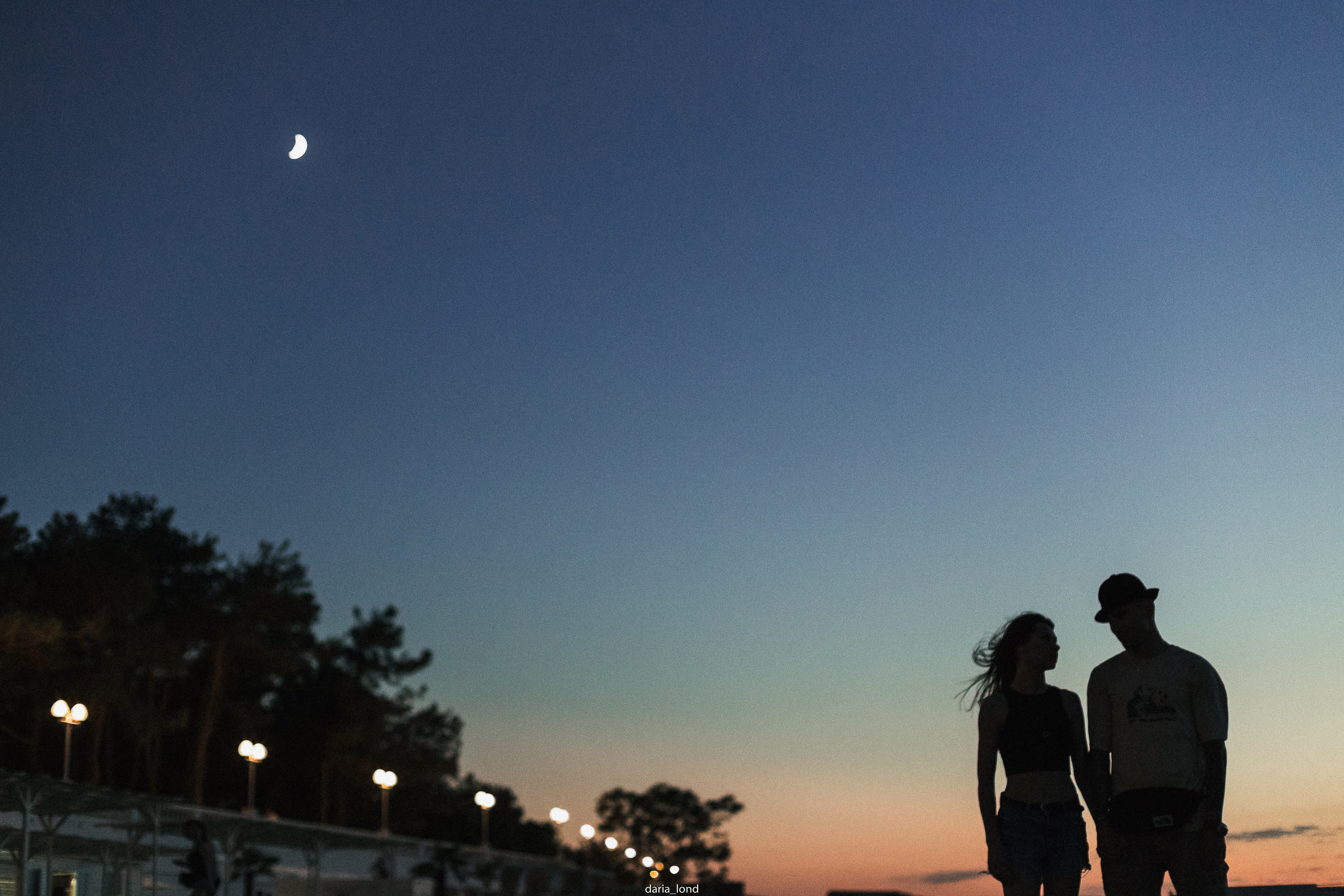 Маша и Костя / вечер у моря