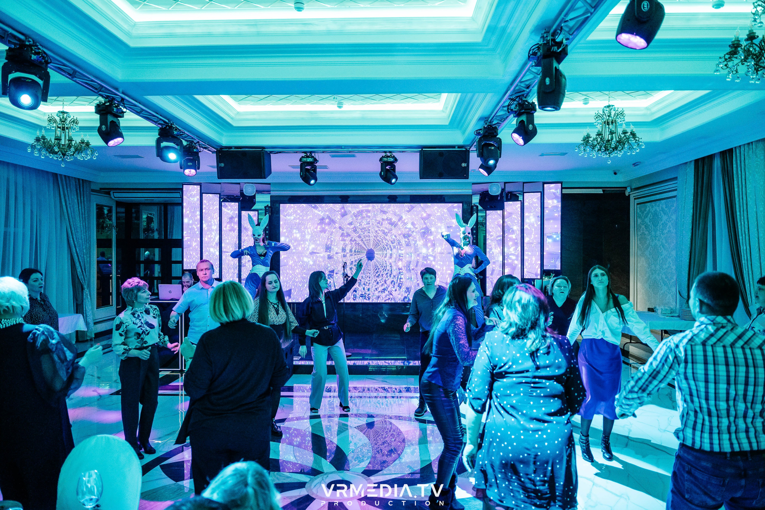 Выходные в ресторане «Лазурный берег»