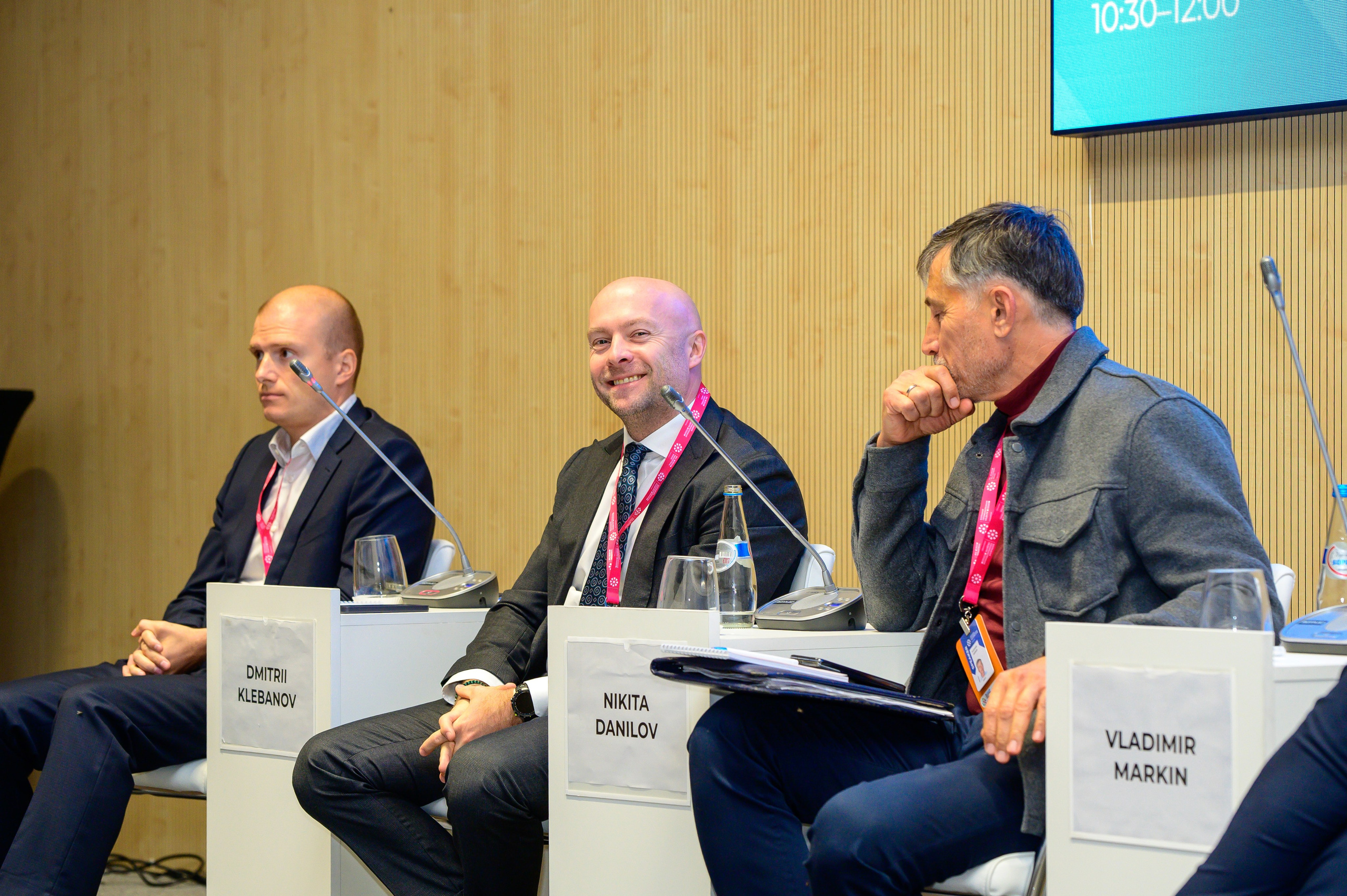 BigindustrialweekBelarus. Фотоуслуги, услуги фотографа, фотографирование важных событий