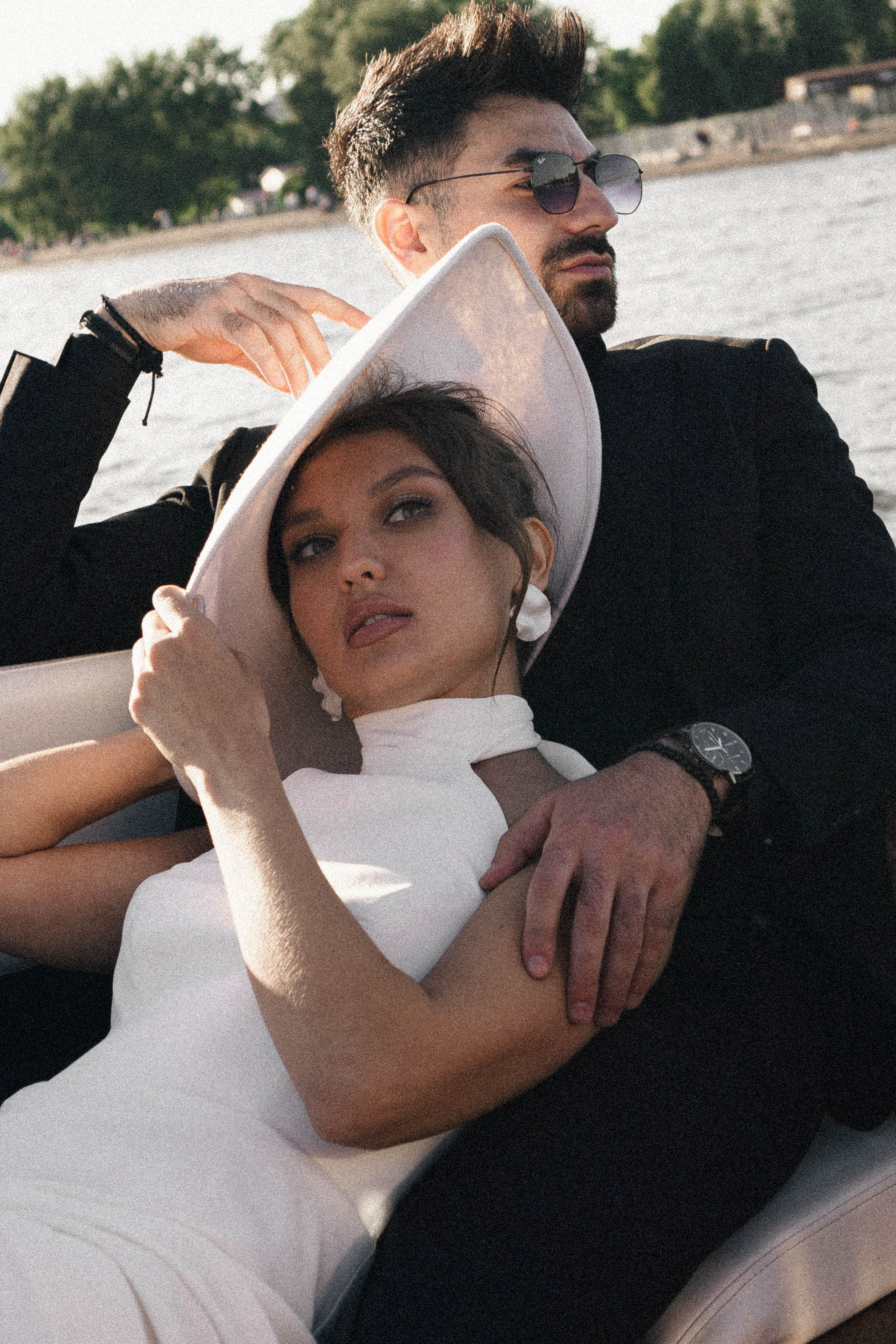 СВАДЕНБНАЯ СЬЕМКА НА КАТЕРЕ ПО КАНАЛАМ САНКТ-ПЕТЕРБУРГА И В АКВАТОРИИ НЕВЫ. Профессиональный фотограф, Санкт-Петербург — Виктория Богомолова