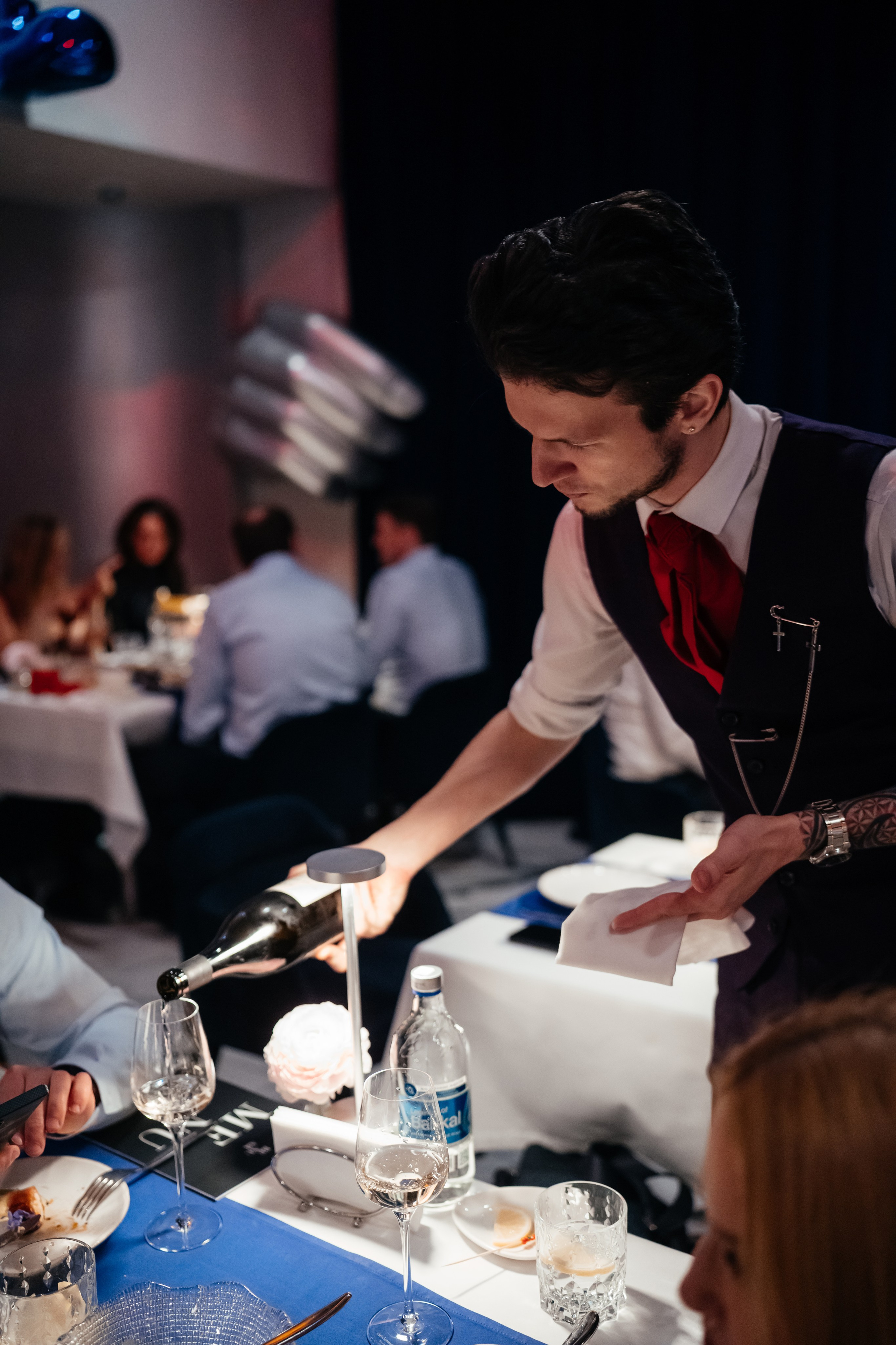 8 марта (суббота). BENUAR Restaurant