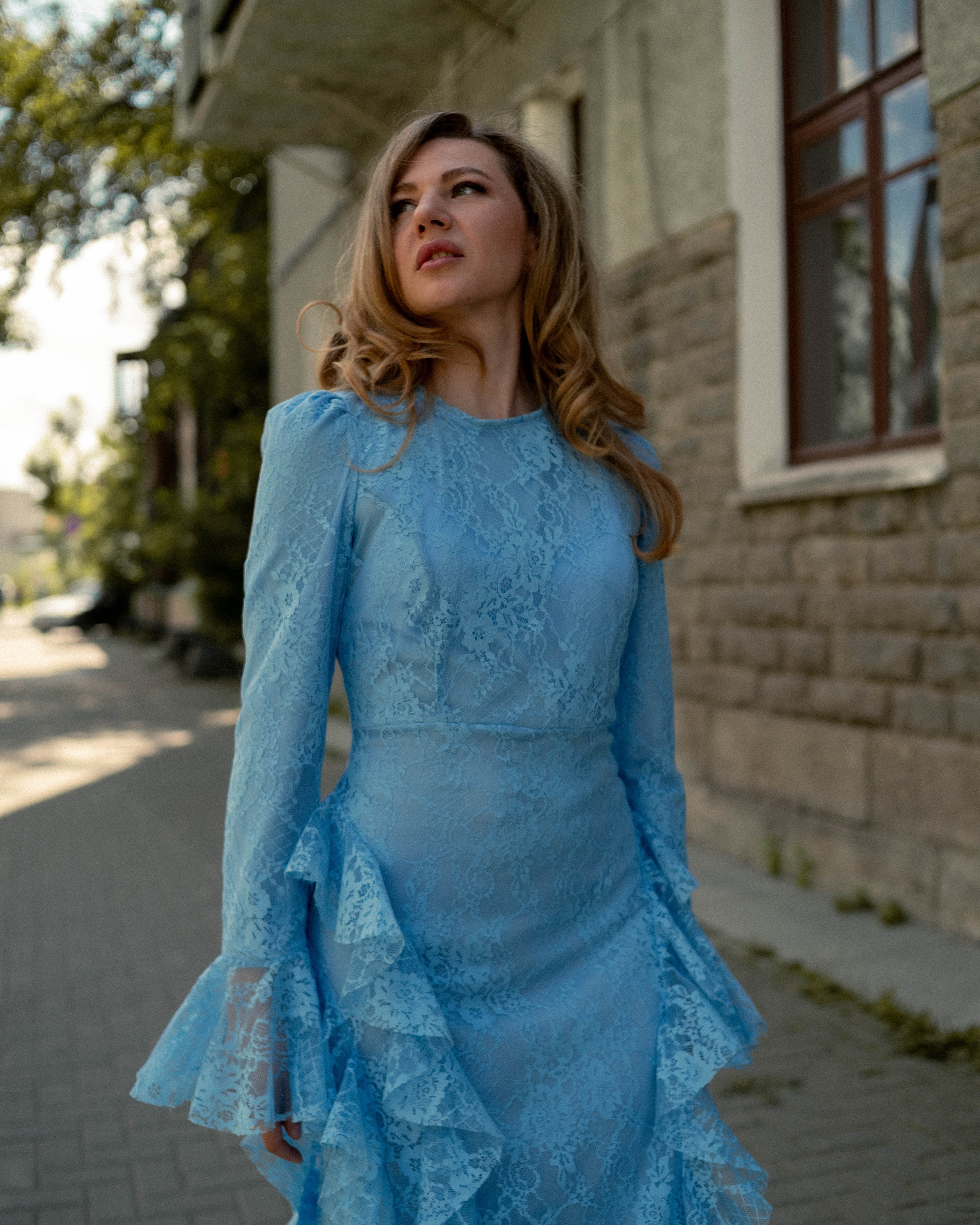 Катя. Женский фотограф. Создатель украшений ручной работы. Модель
