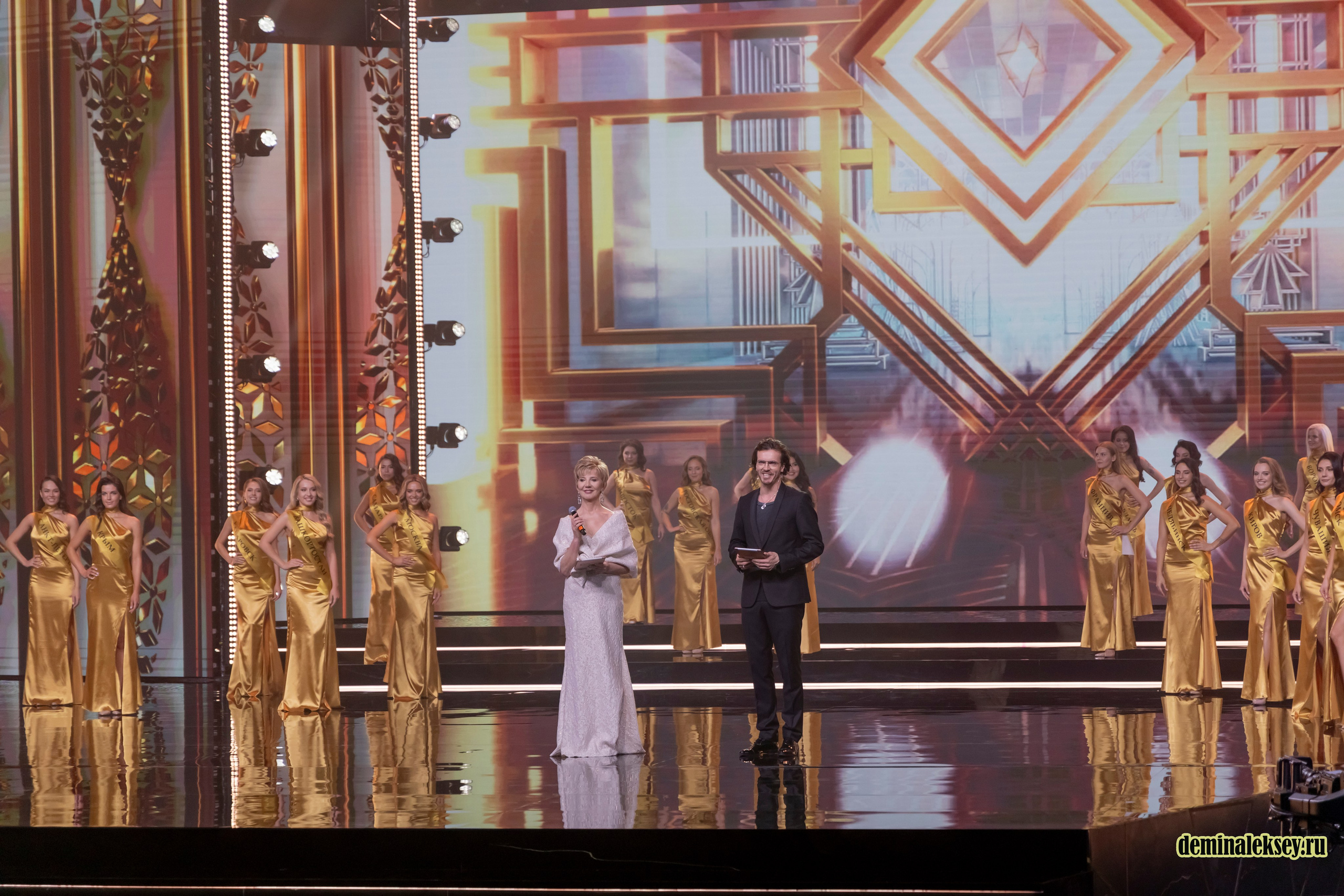 Мисс офис 2024 комус. Репортажный, семейный и студийный фотограф в Москве Демин Алексей