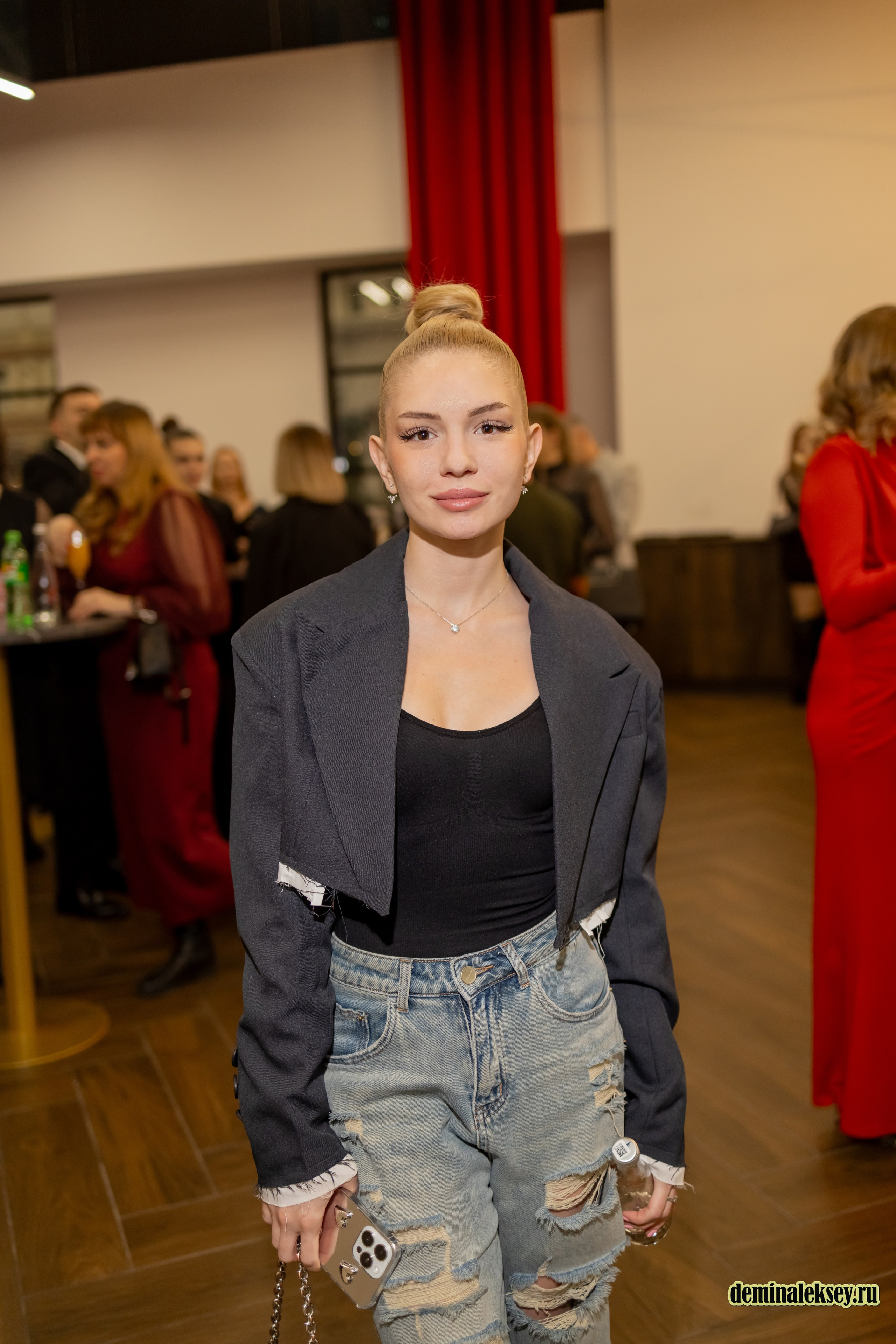 Мисс офис 2024 комус. Репортажный, семейный и студийный фотограф в Москве Демин Алексей