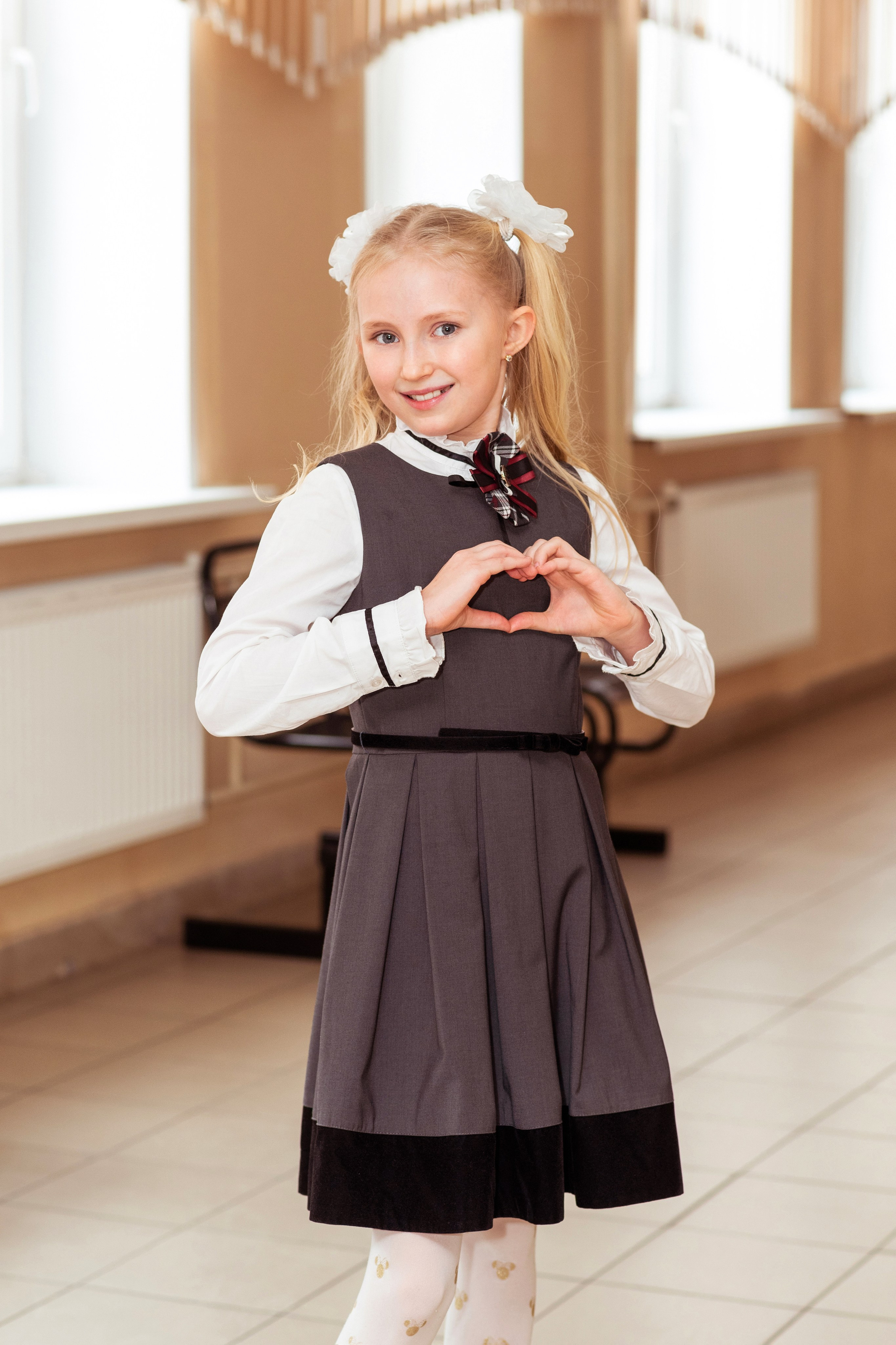 В школе. Выпускные альбомы СПБ. Фотограф в Садик и Школу