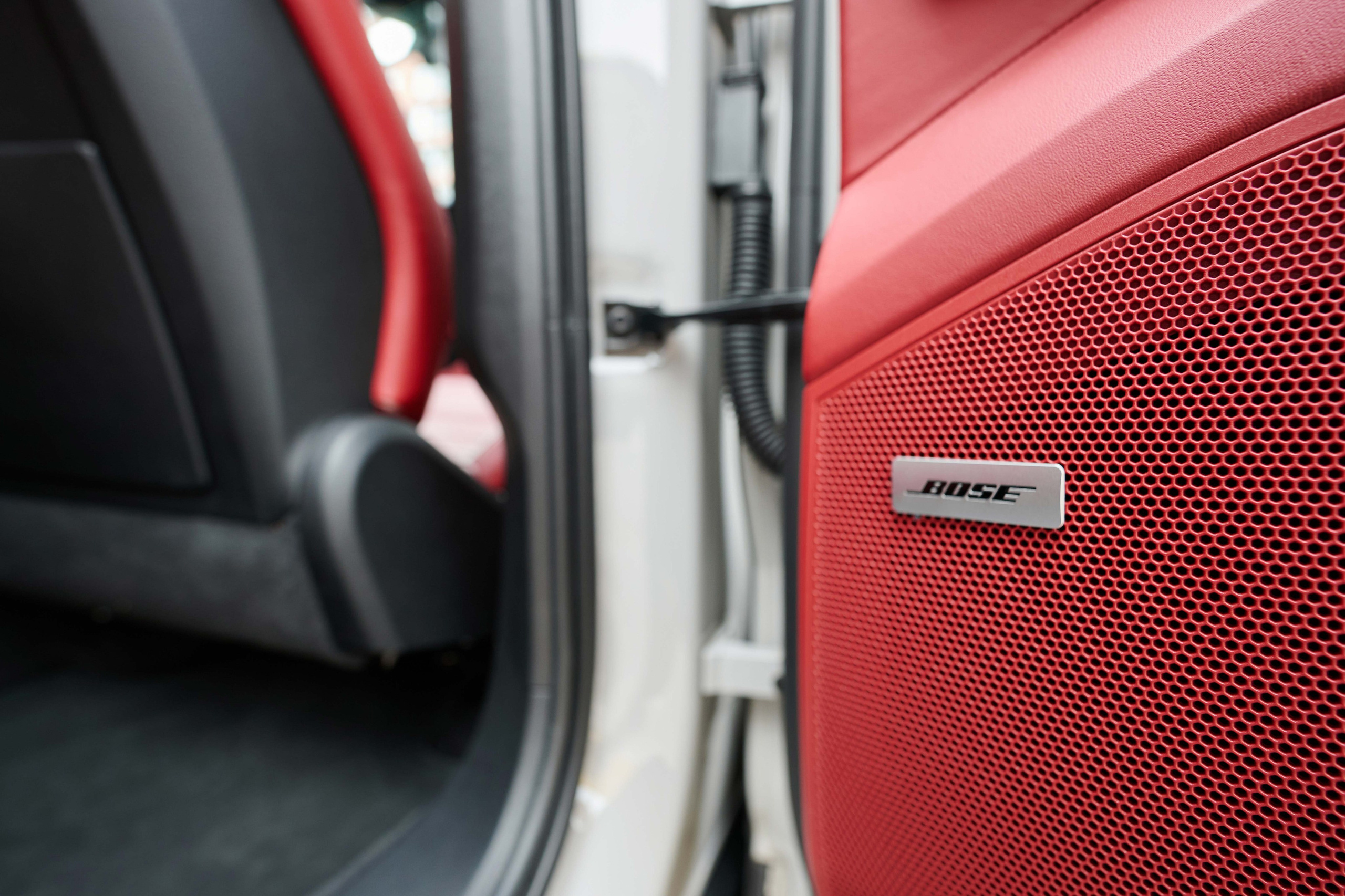 Porsche Cayenne. Автомобильный и интерьерный фотограф в Минске Александр Тагаев