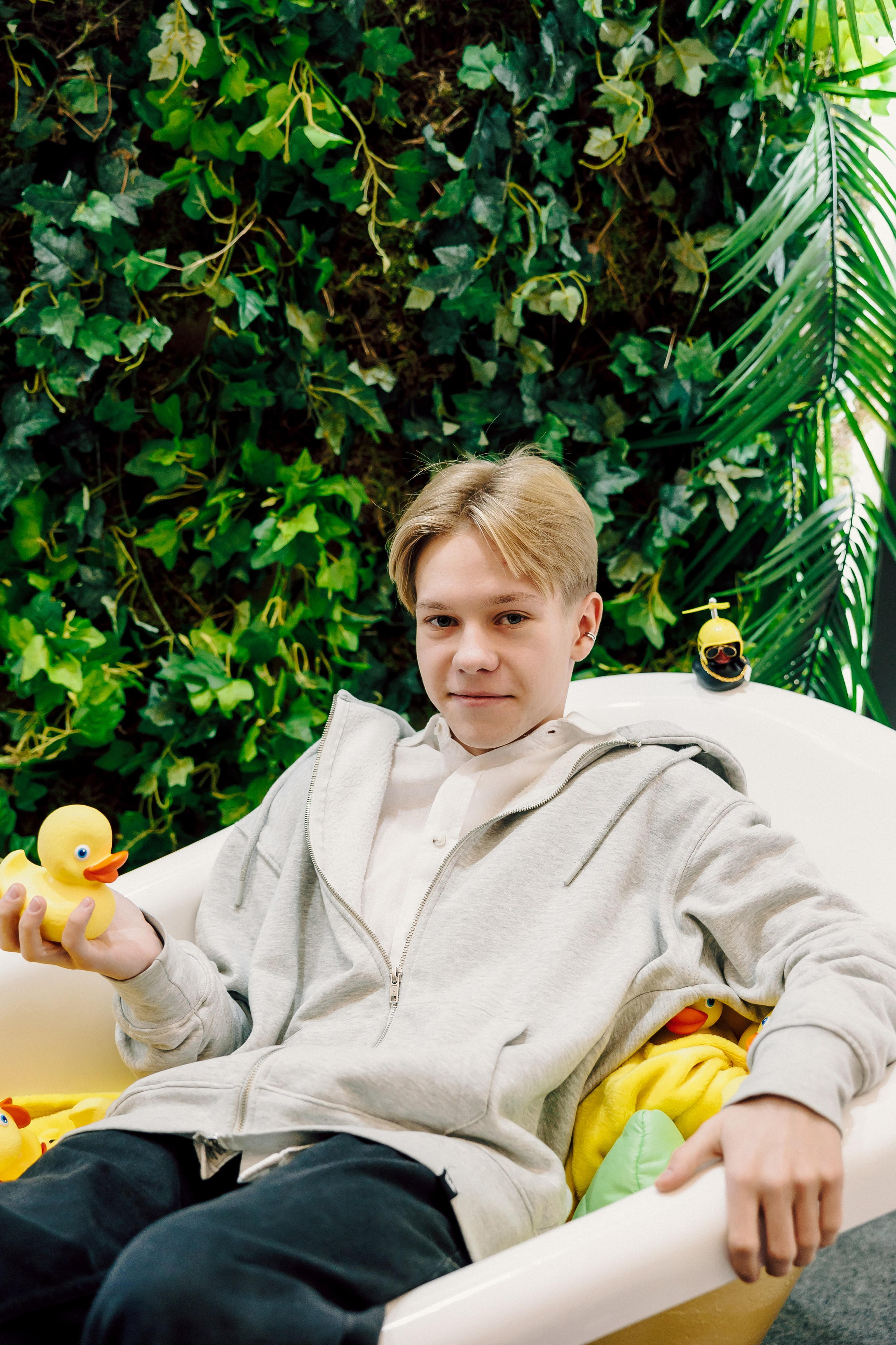 СКБ Контур — Форум будущего — Стенд. Лёшка Варзегов — фотограф