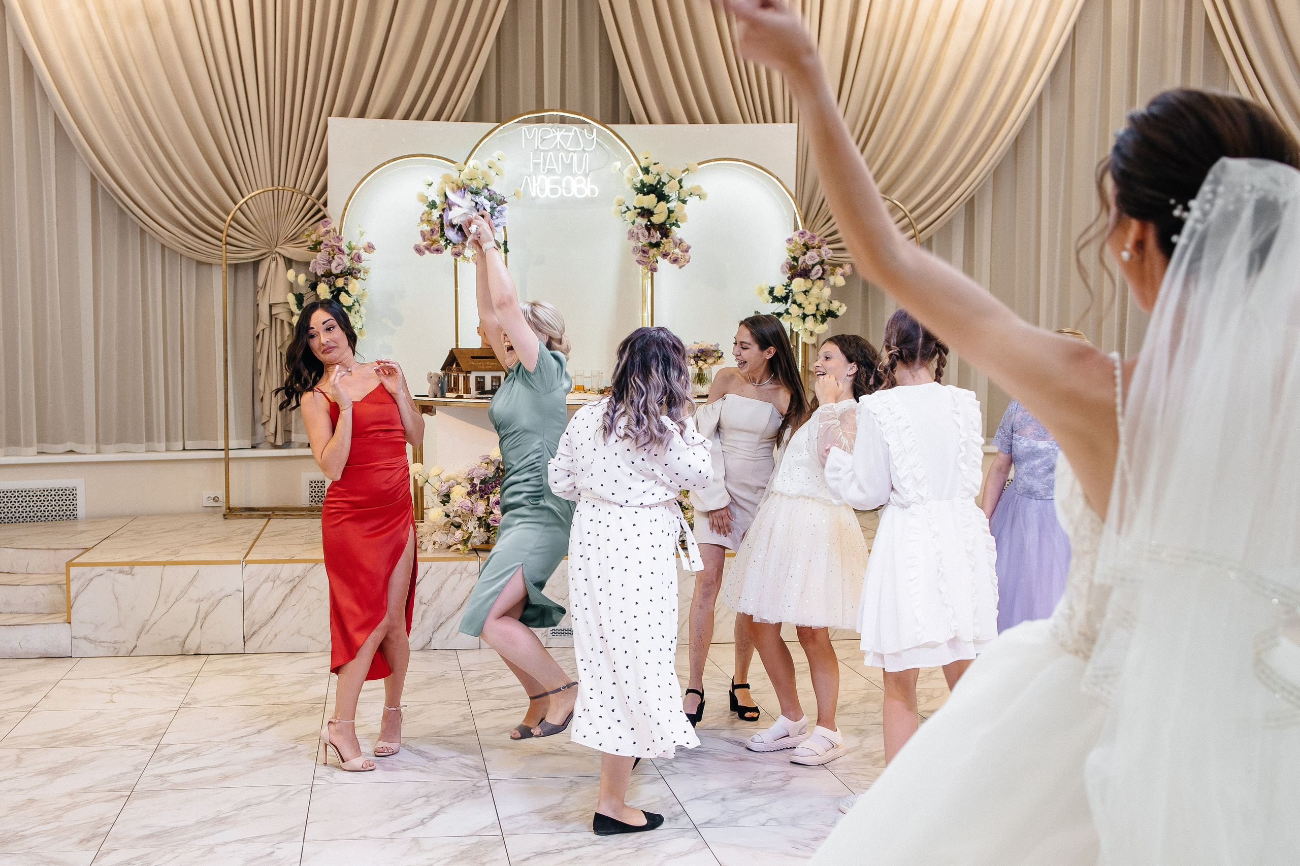 Артём & Ксения. Свадебный фотограф в Челябинске Оксана Мишакова