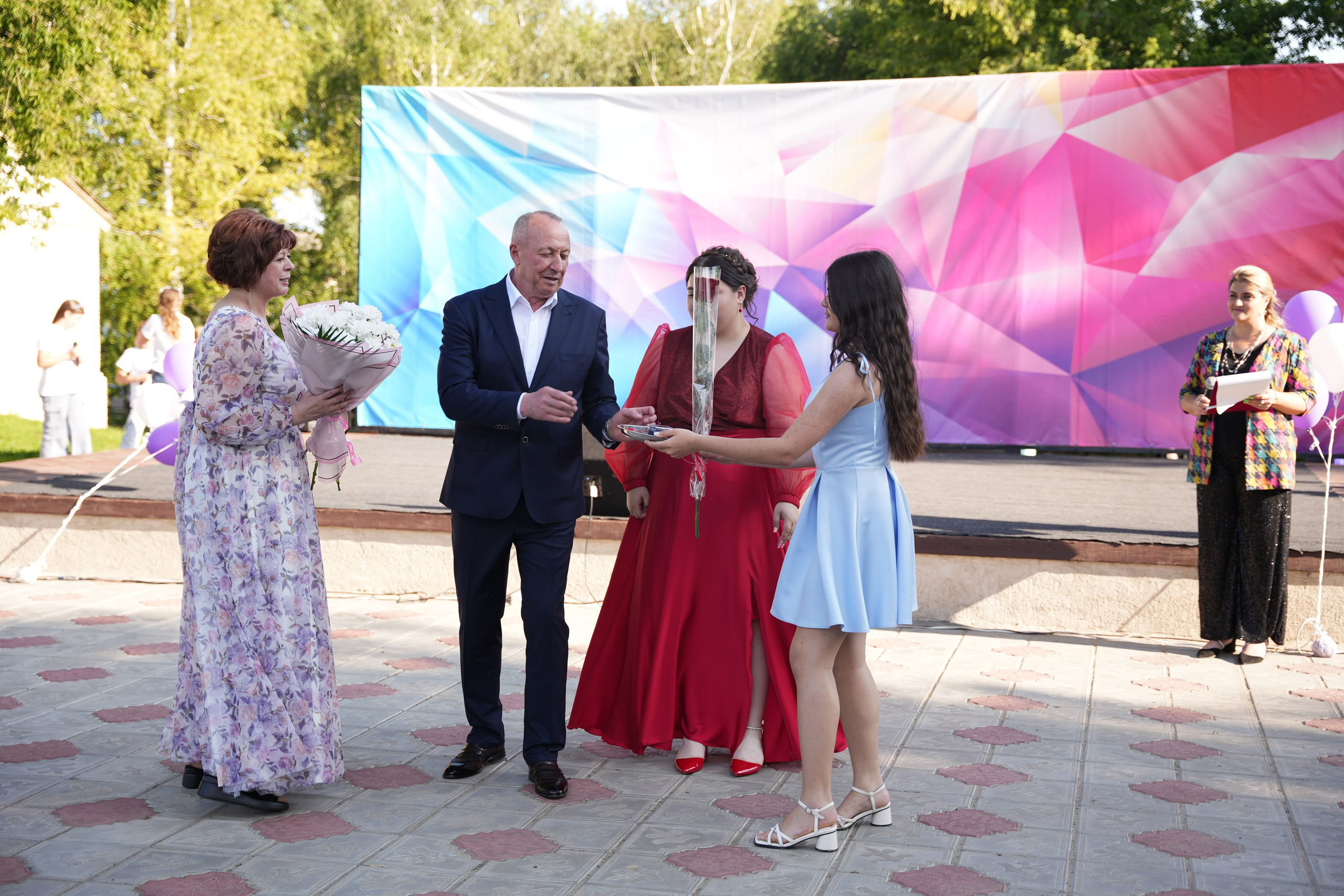 Выпускной в парке. Ольга Плаксина фотограф в Саратове