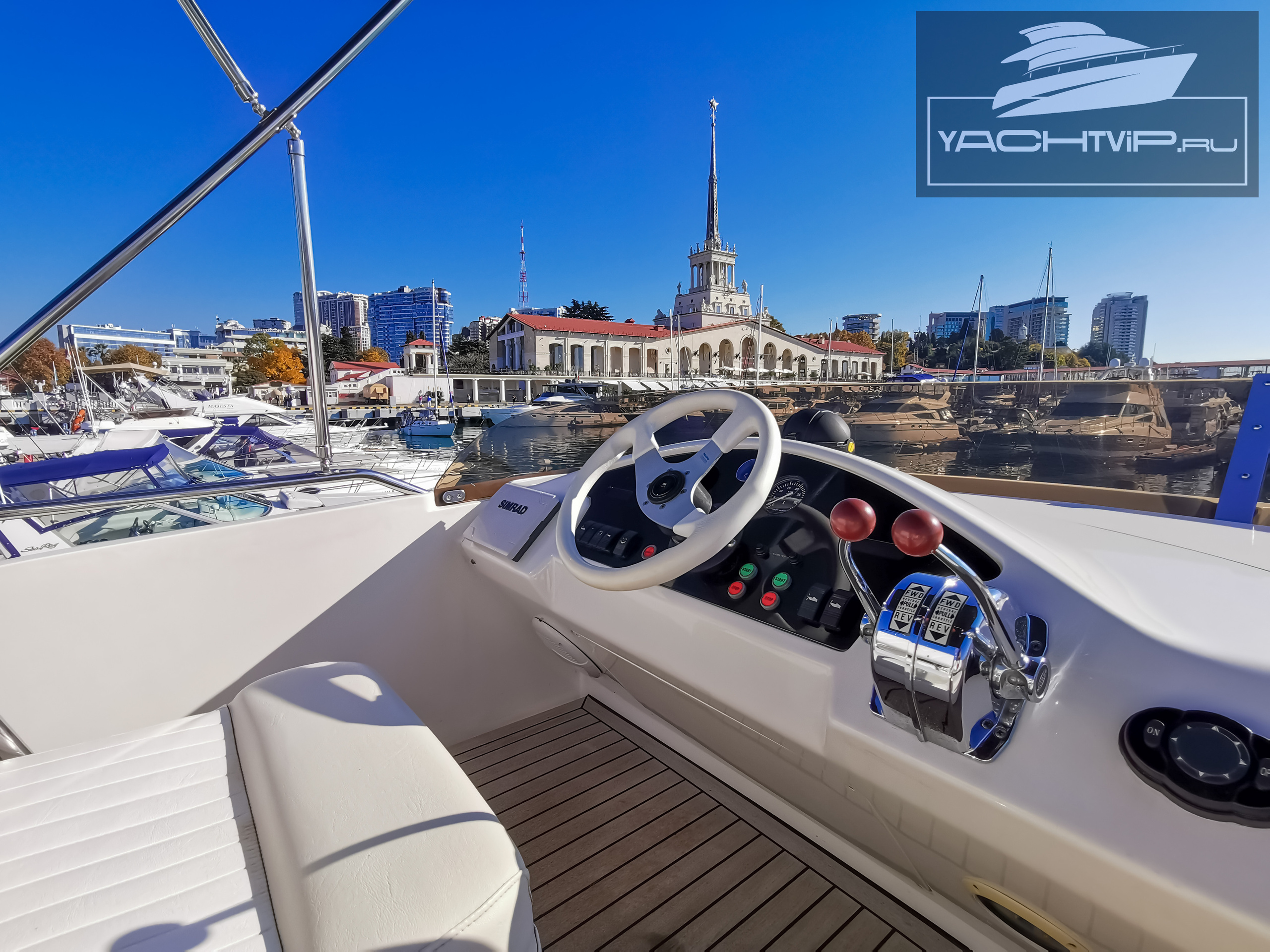 ДВУХПАЛУБНЫЕ ЯХТЫ В СОЧИ. Аренда Яхт в Сочи от Эконом до Премиум Класса