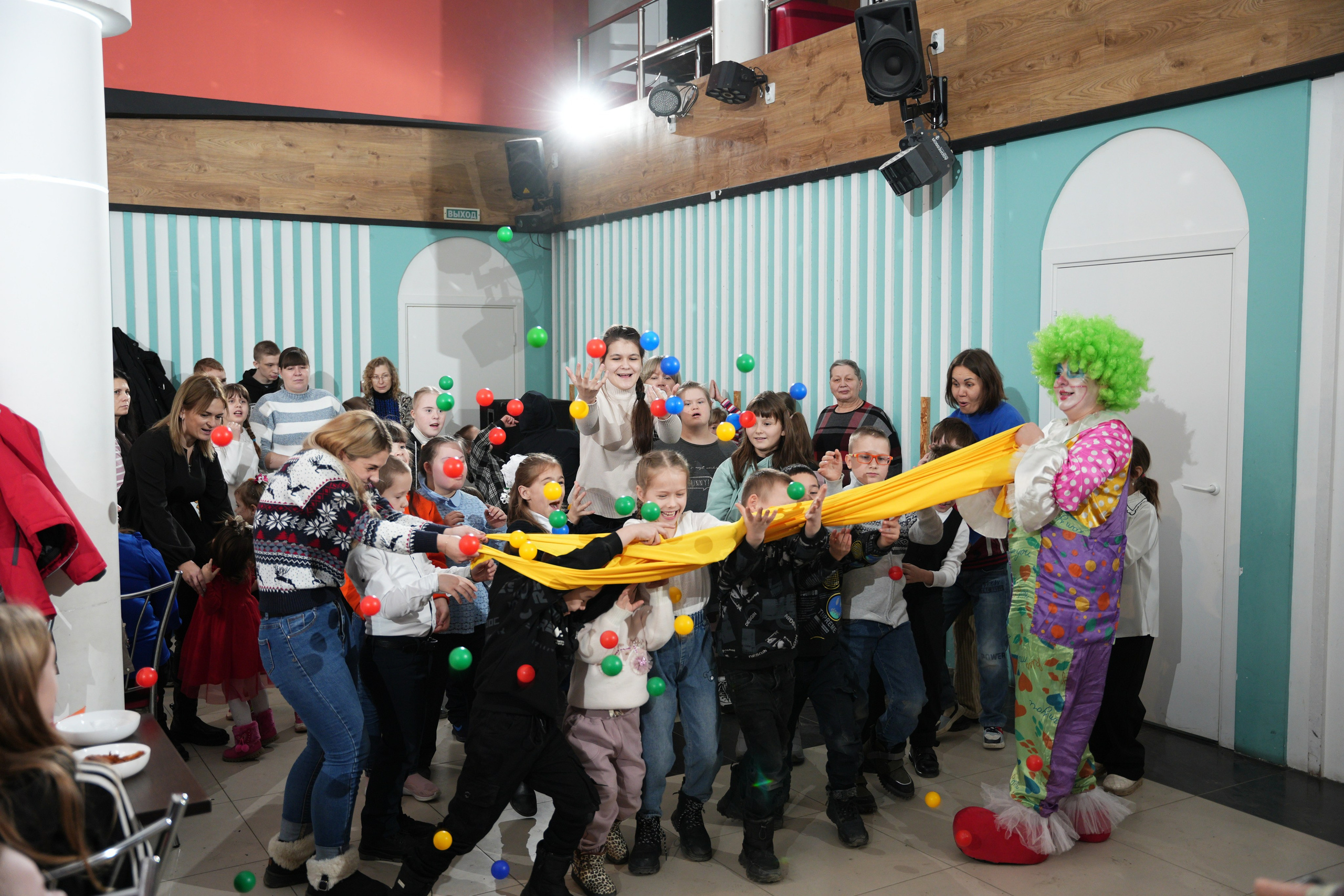 «Ты в этом мире не один " социально благотворительное мероприятие. Ольга Плаксина фотограф в Саратове