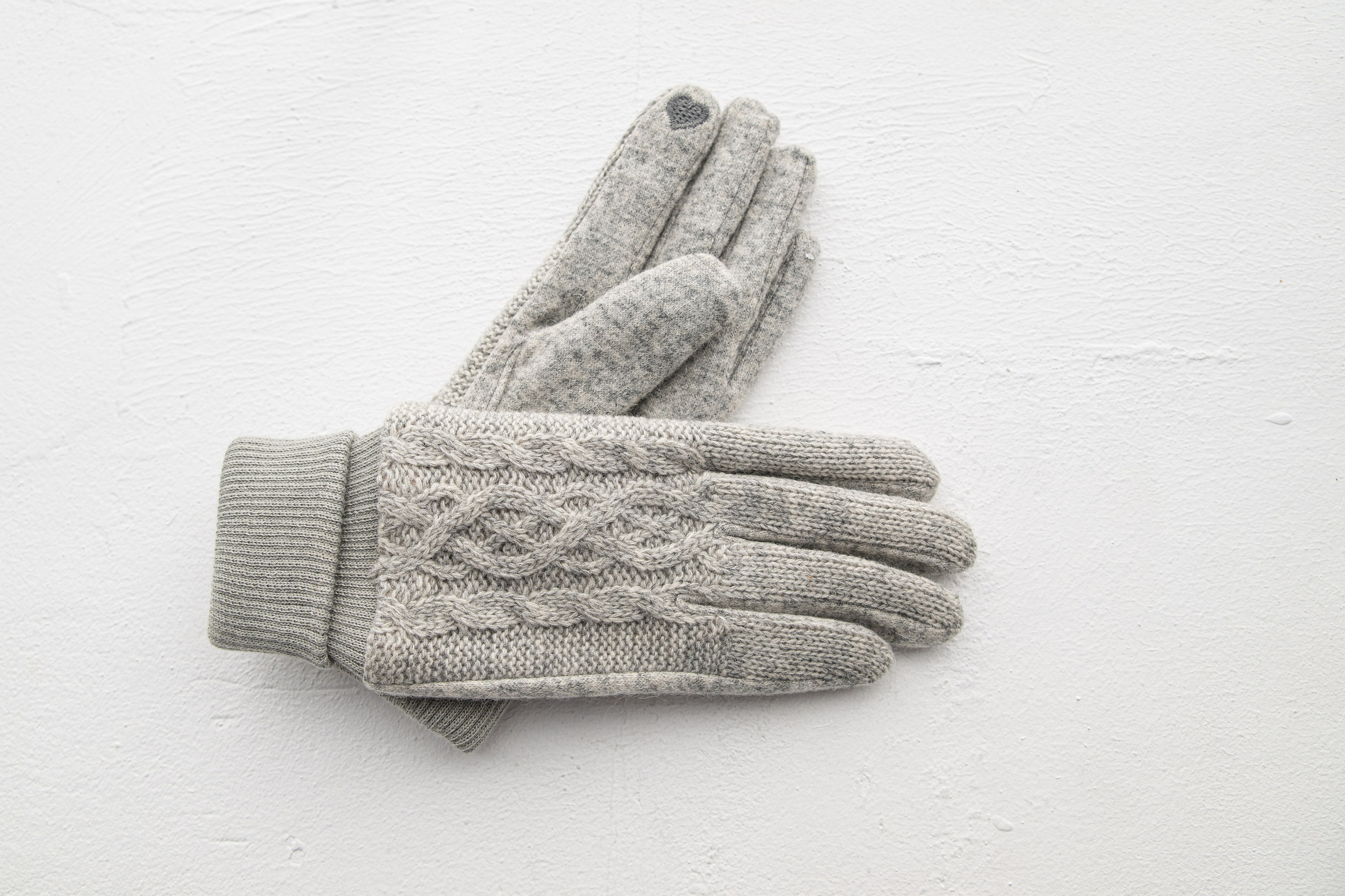 С нами тепло. Фотограф Ярмишко Дарья. Выпускные фотокниги