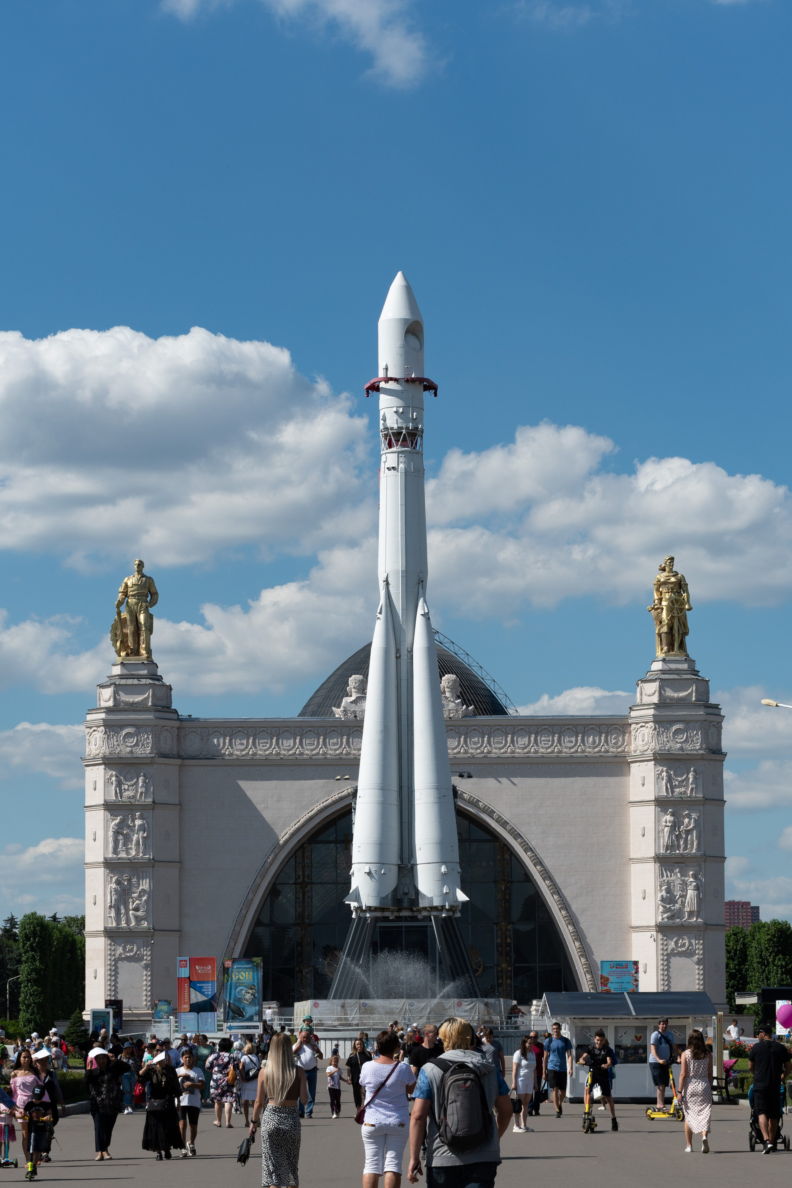 20220811 ВДНХ. Дмитрий Ремизов. Фотография, как хобби