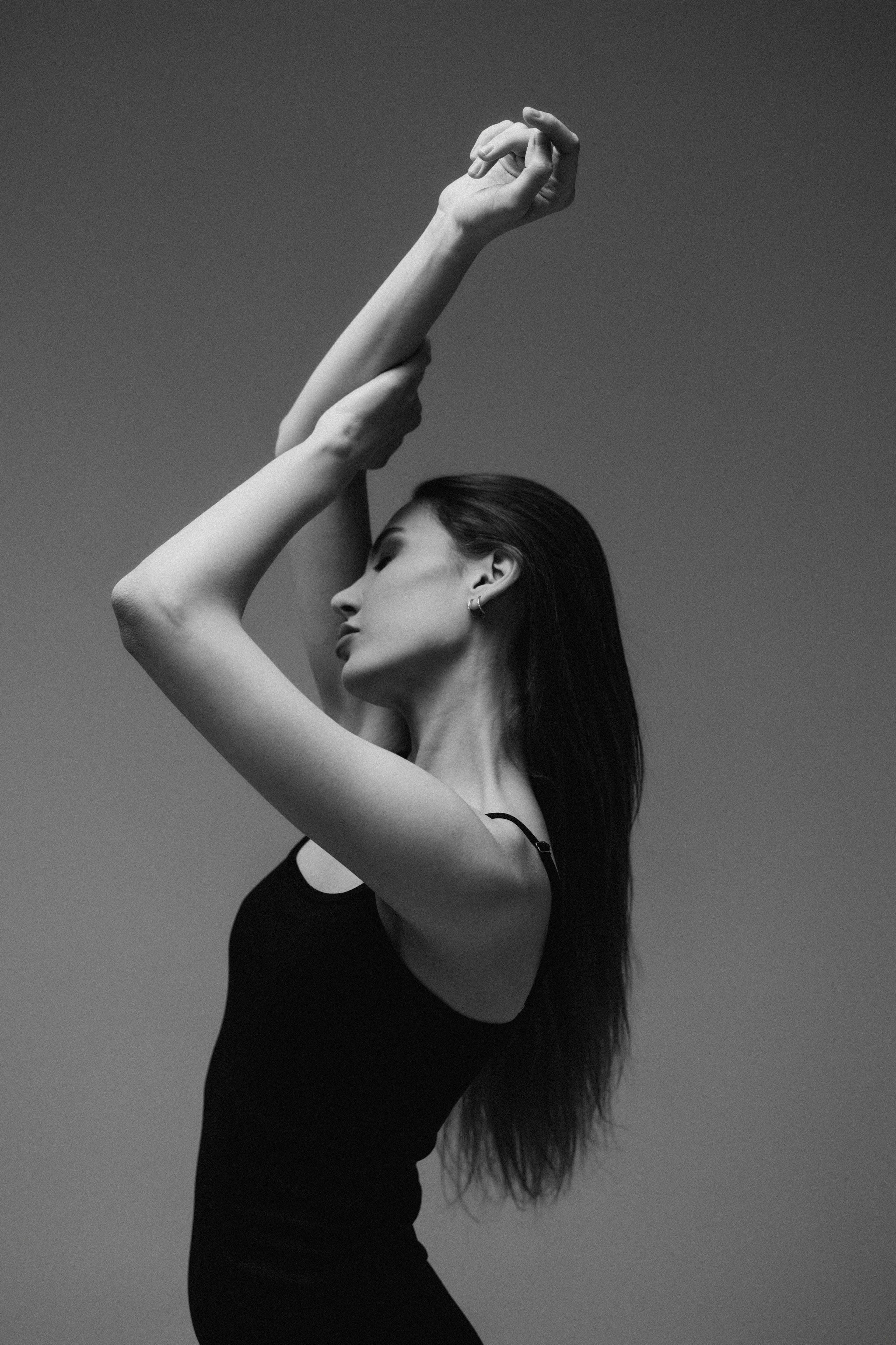 Виктория | фотосессия на циклораме. Портретный фотограф Москва