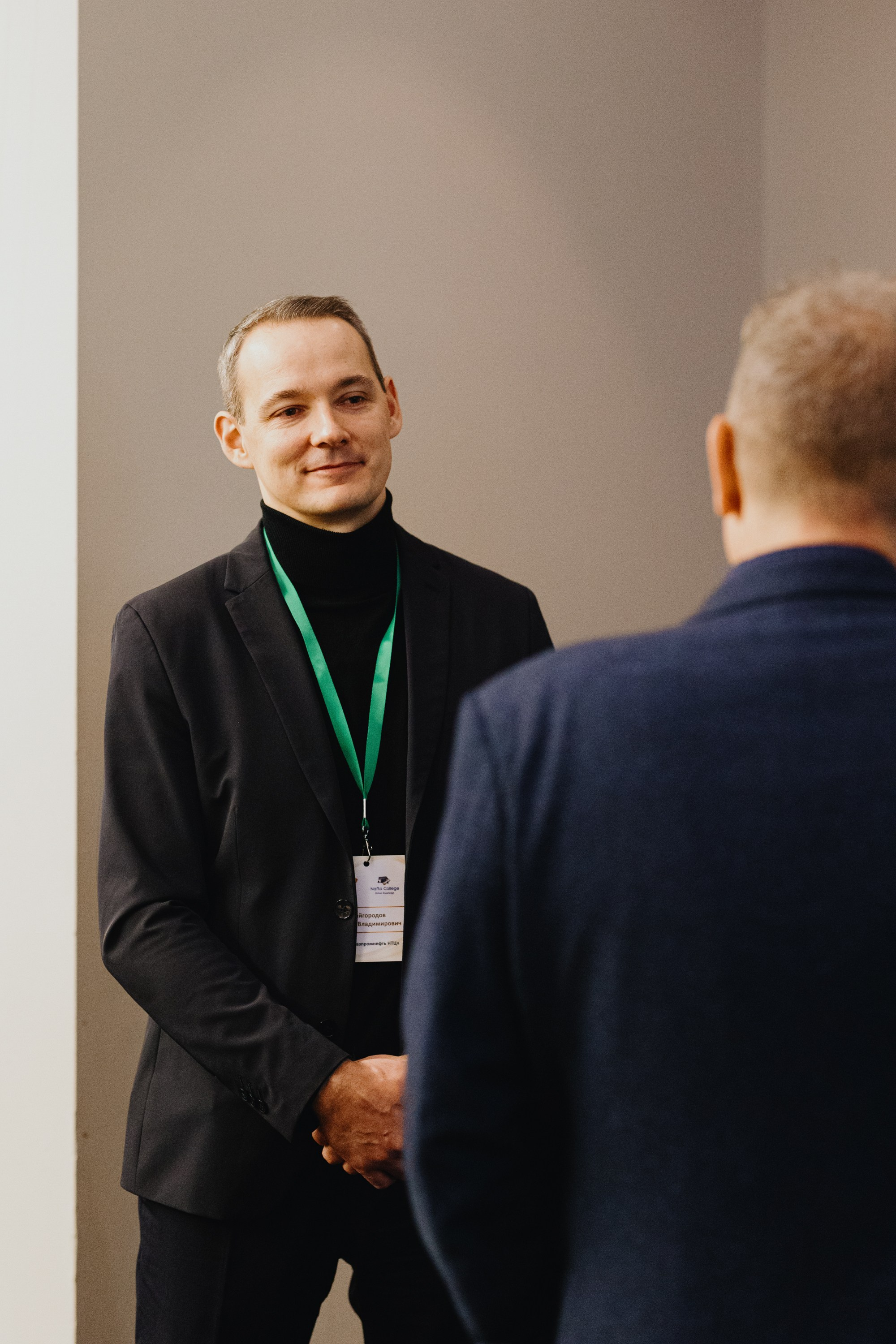 Nafta Club. Дискуссионный клуб. Фотограф Илья Чернов