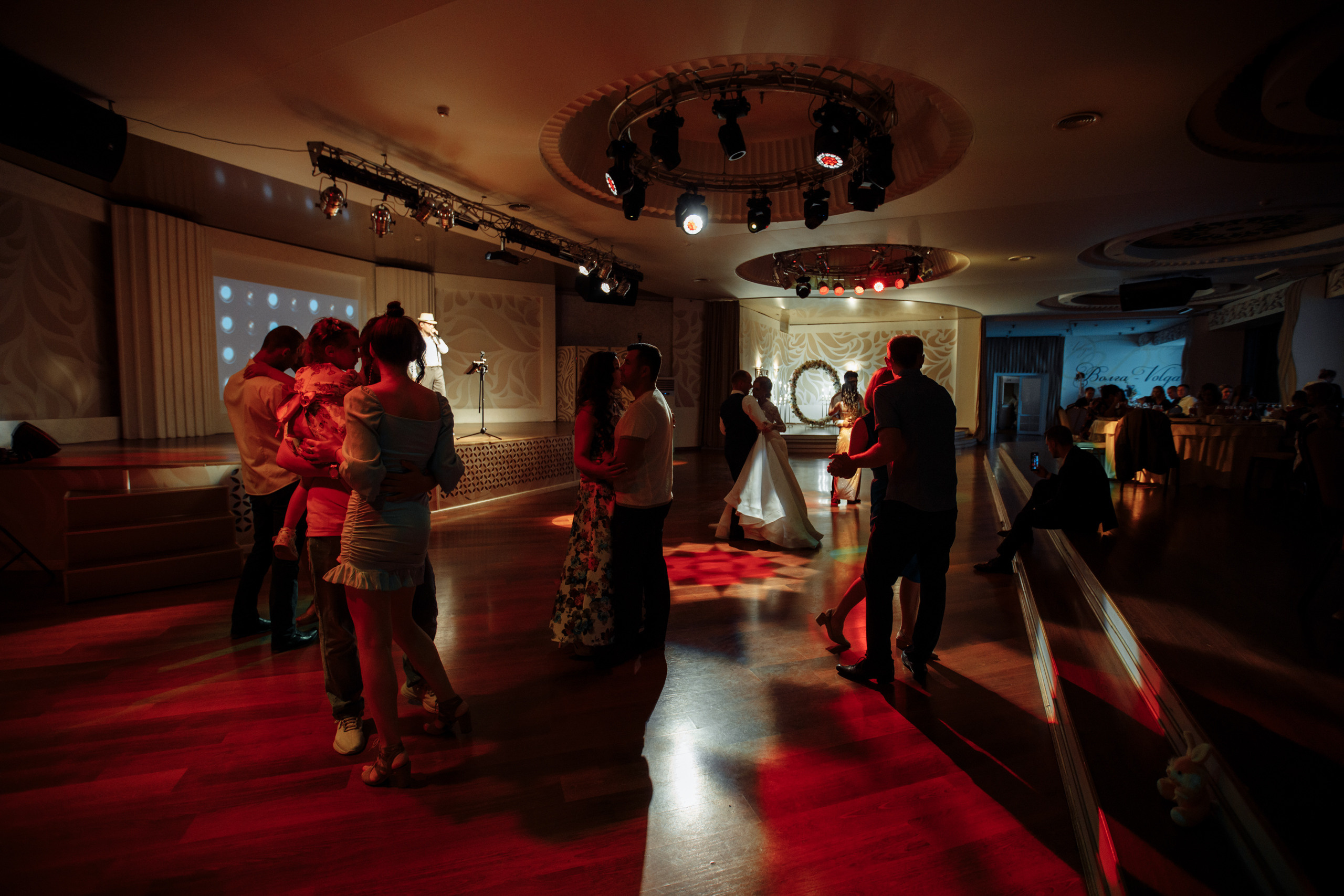 Дарья и Семён. Свадебный день. Свадебный фотограф в Ярославле Анастасия Архипова