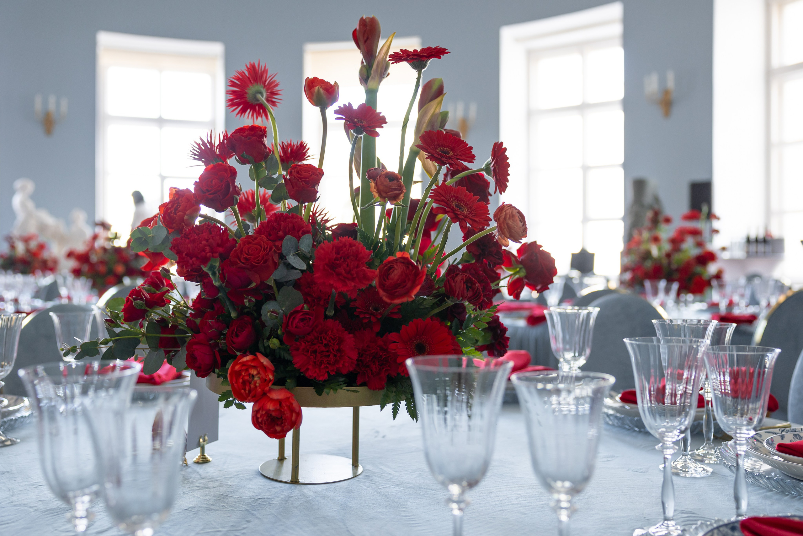 Академия живописи и ваяния И. Глазунова. Kirillova Studio — мастерская декора и событий Юли Кирилловой