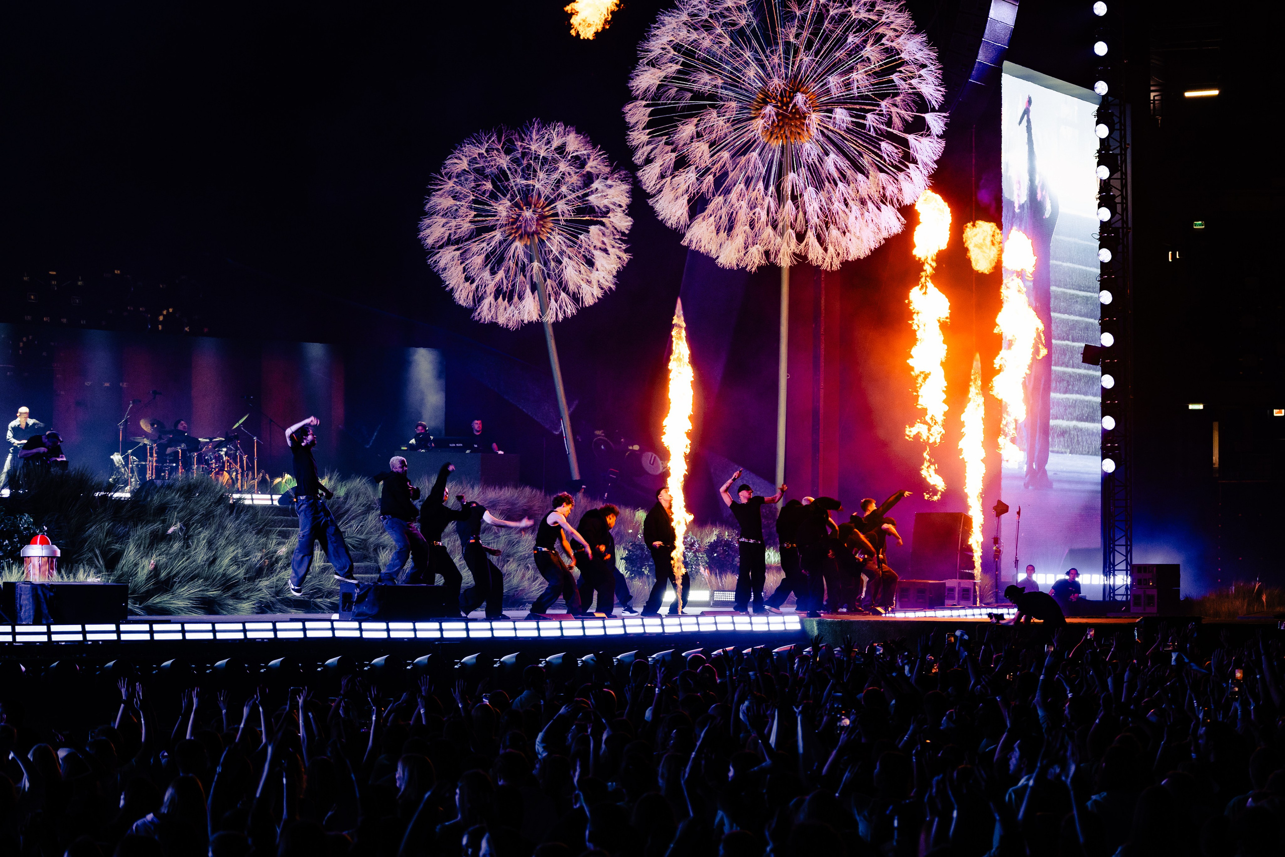 МОТ В ВТБ АРЕНЕ 31.08.25. Концертный и репортажный фотограф в Москве и Санкт-Петербурге Мария