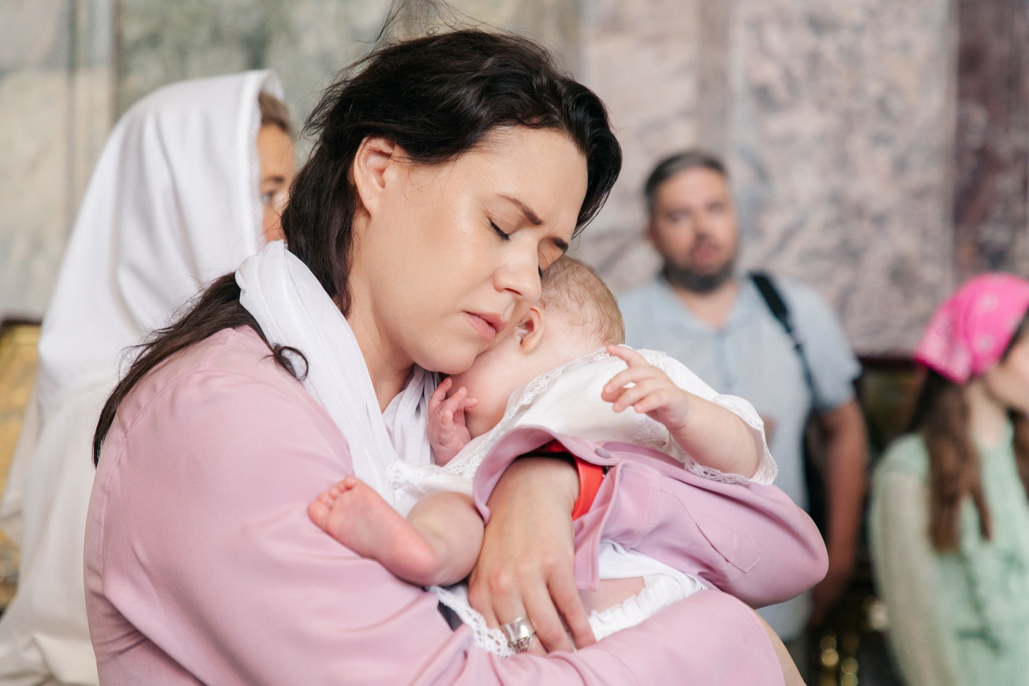 Таинство крещения, трогательные моменты, фотограф Денис Дорфф. Фотограф крещение венчание в Петербурге! Помогает подобрать храм и посоветовал душевного батюшку в СПб