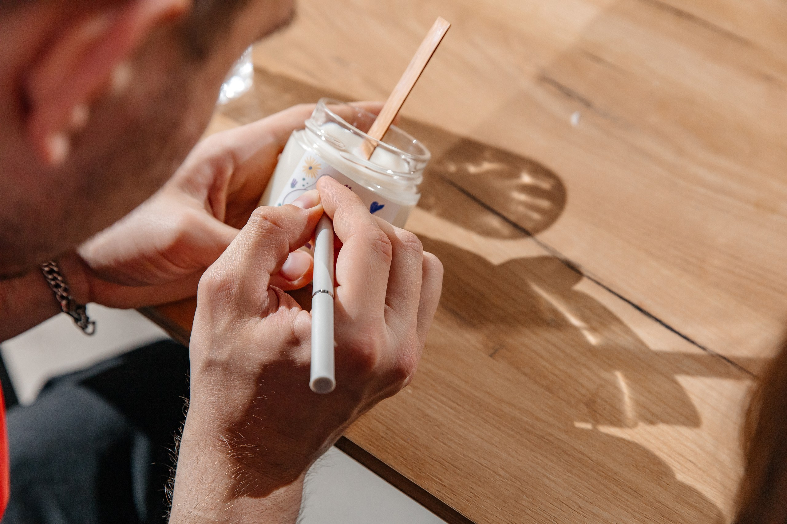 «Мир. Труд. Май» в AROMALAGE — весенний праздник творчества и аромата