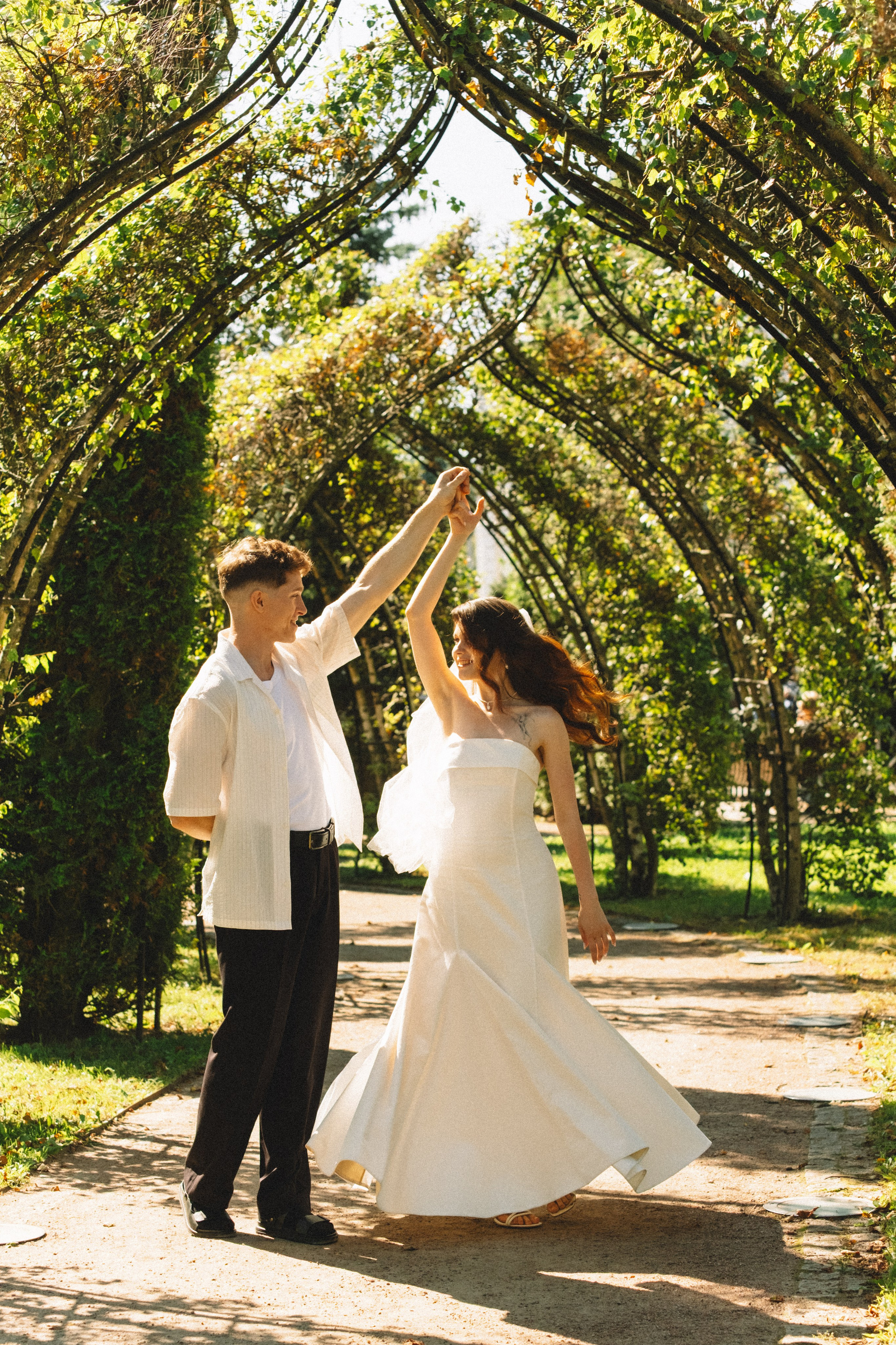 СВАДЕБНАЯ СЬЕМКА В ПЕТЕРГОФЕ И СЬЕМКА РЕПОРТАЖА В ЗАГСЕ ПЕТЕРГОФА. Профессиональный фотограф, Санкт-Петербург — Виктория Богомолова