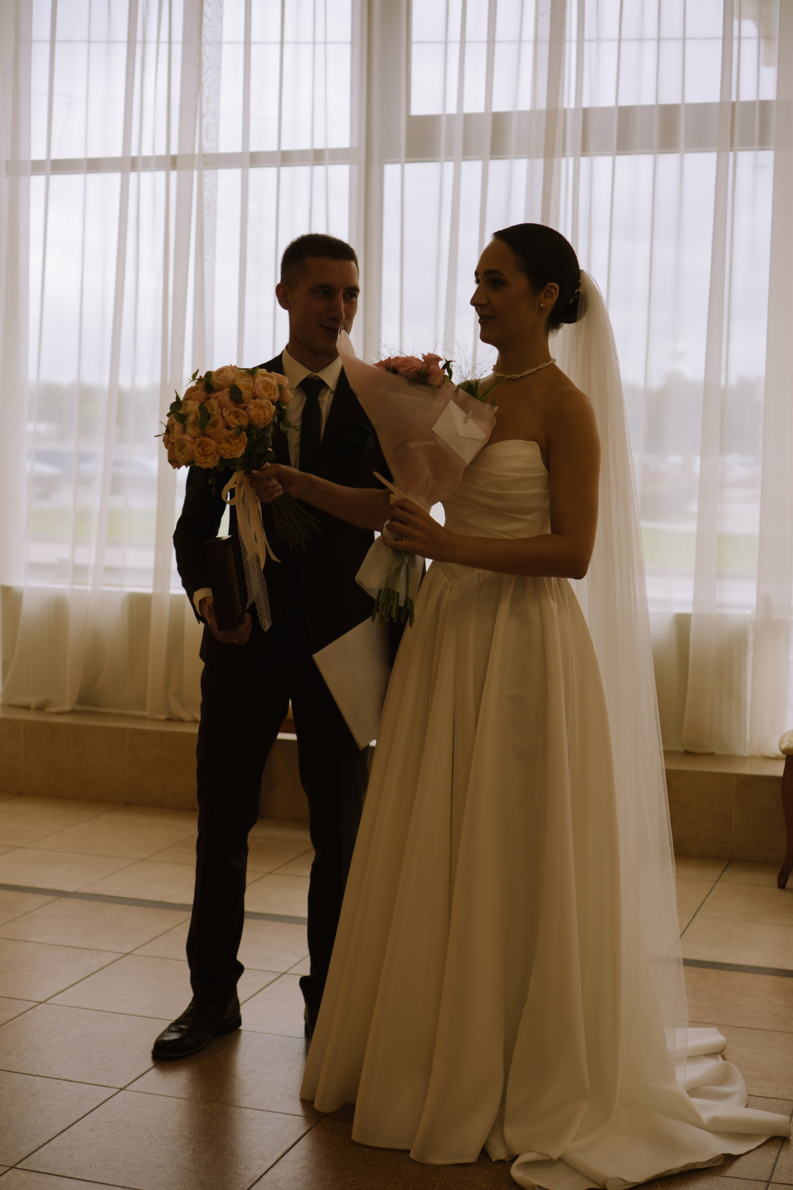 РЕПОРТАЖНАЯ СЬЕМКА В ЗАГСЕ. Профессиональный фотограф, Санкт-Петербург — Виктория Богомолова