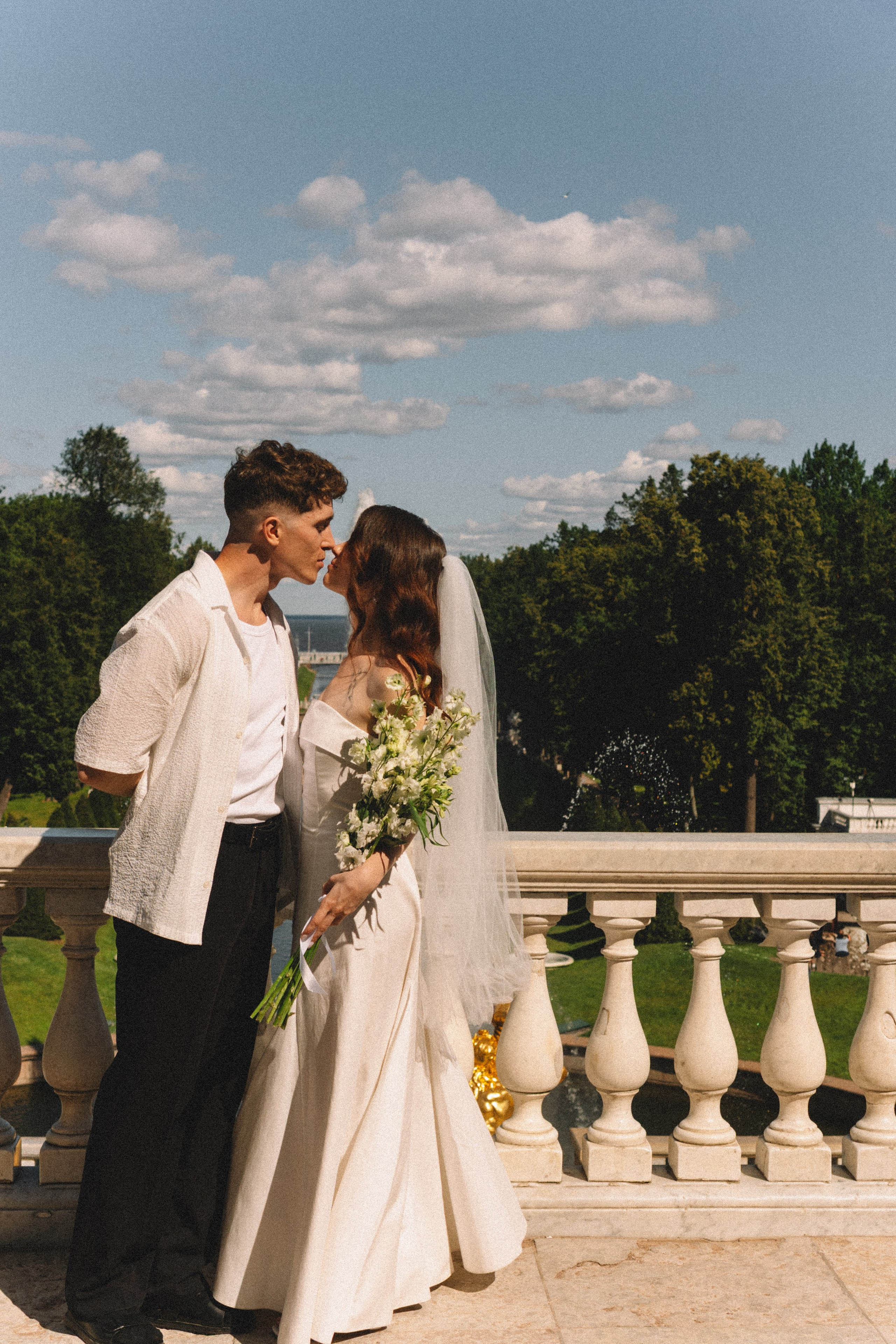 СВАДЕБНАЯ СЬЕМКА В ПЕТЕРГОФЕ И СЬЕМКА РЕПОРТАЖА В ЗАГСЕ ПЕТЕРГОФА. Профессиональный фотограф, Санкт-Петербург — Виктория Богомолова